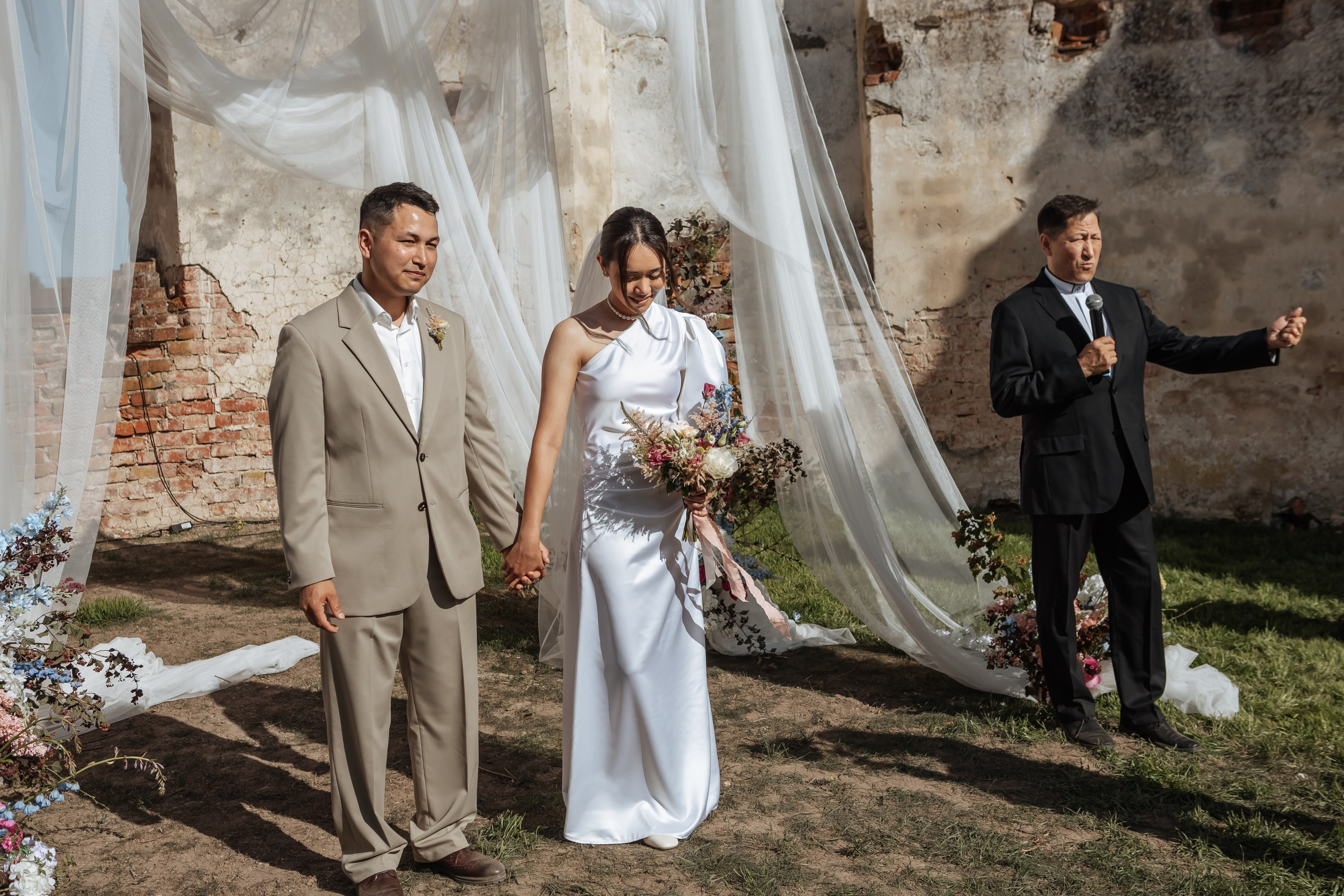Свадьба в кирхе. Свадебный фотограф  Калининград | Москва|
