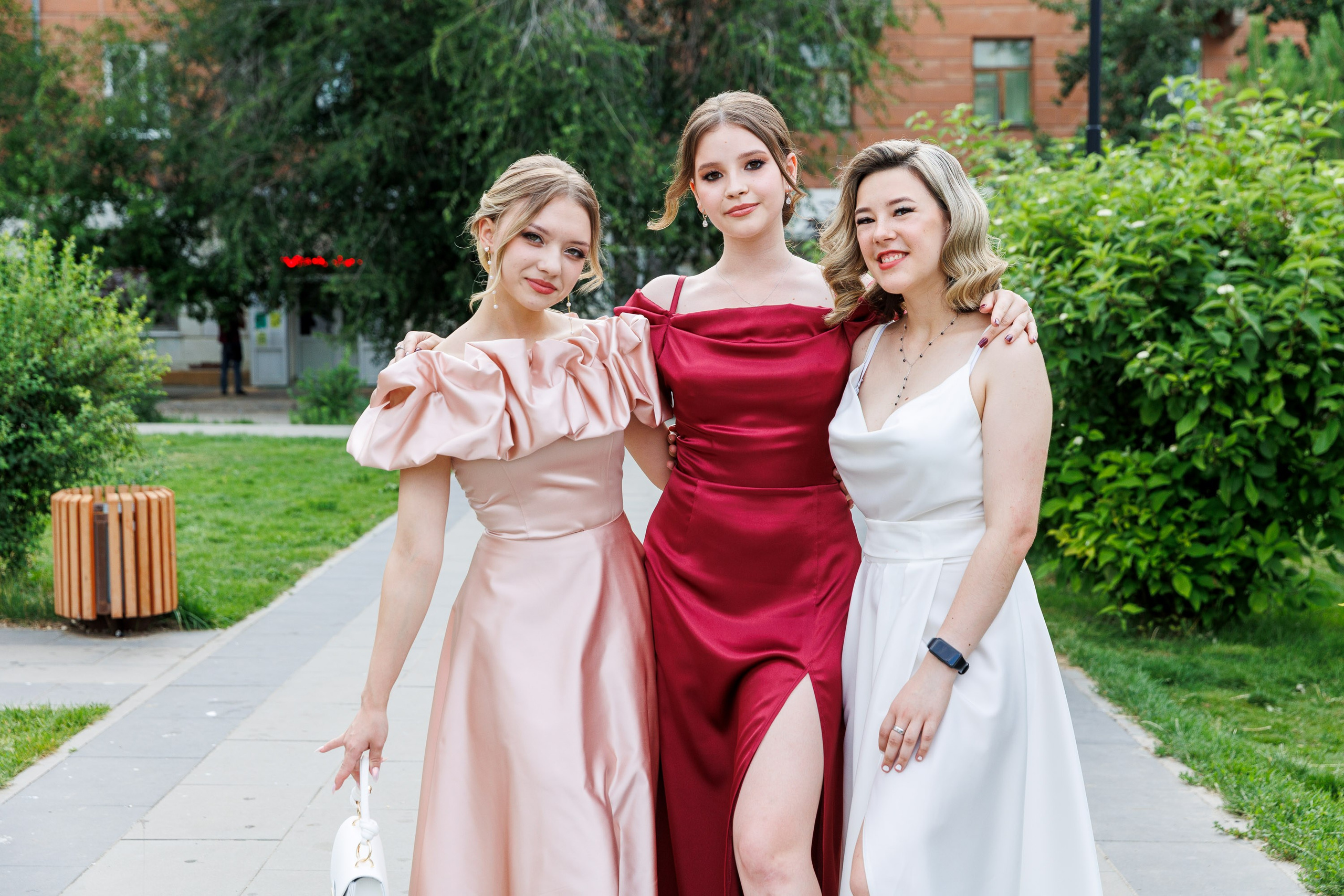 Выпускной — 2023 г. Фотограф Шейдаев Эмин г. Волгоград