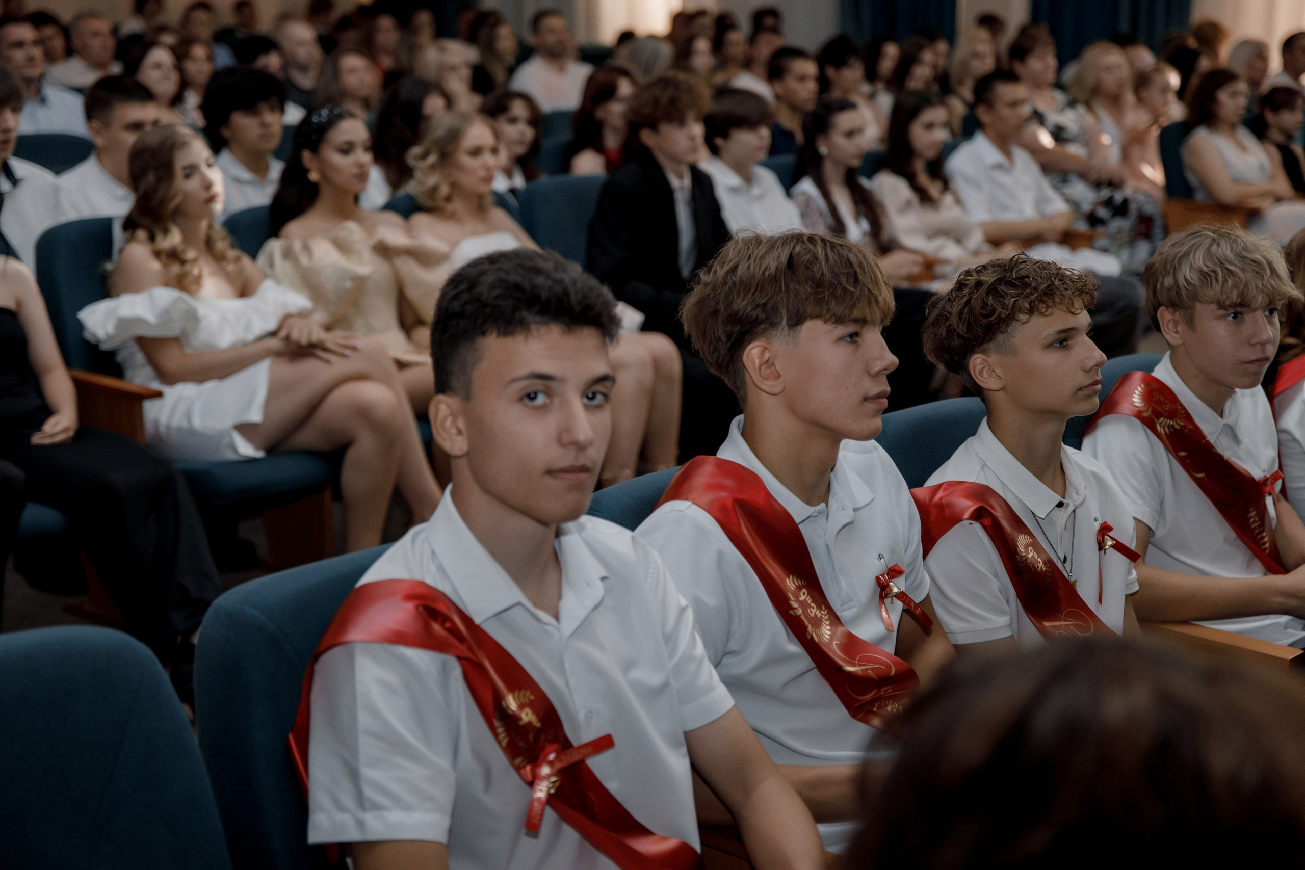 Выпускной школа 107 г Краснодар. Выпускные альбомы в Краснодарском крае