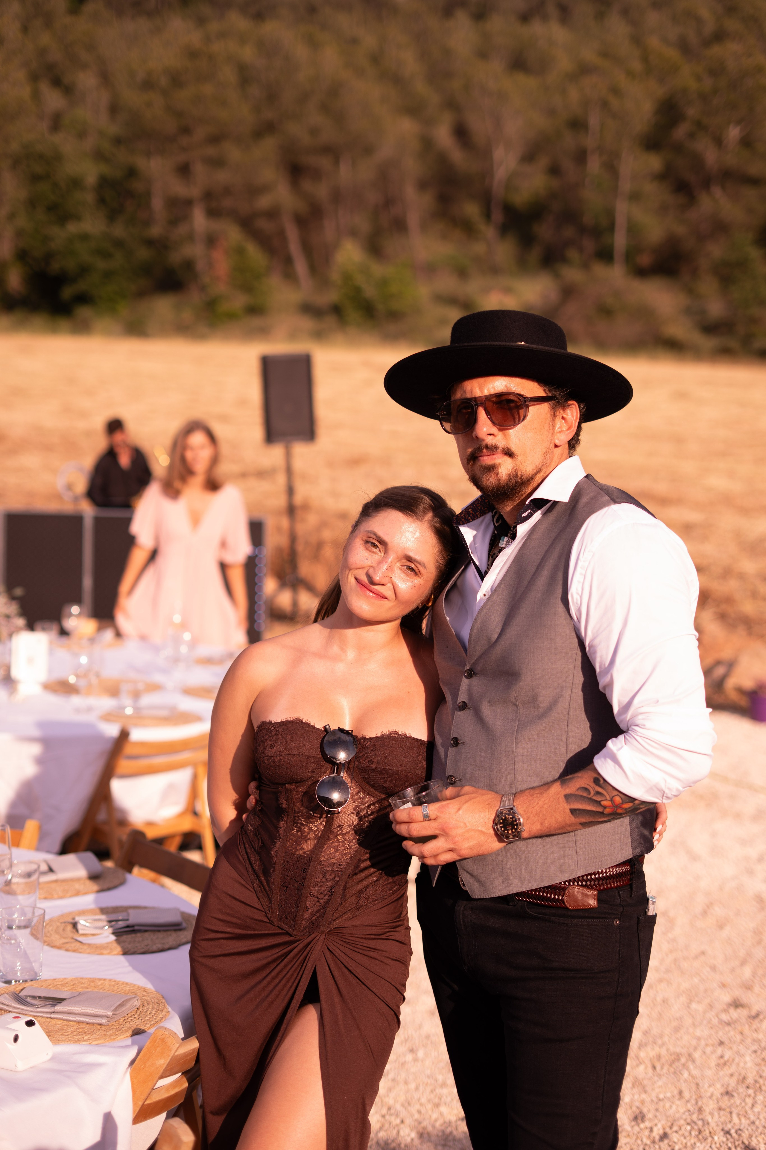 Stasy and Roberto. Wedding Photographer in Barcelona and Medellin