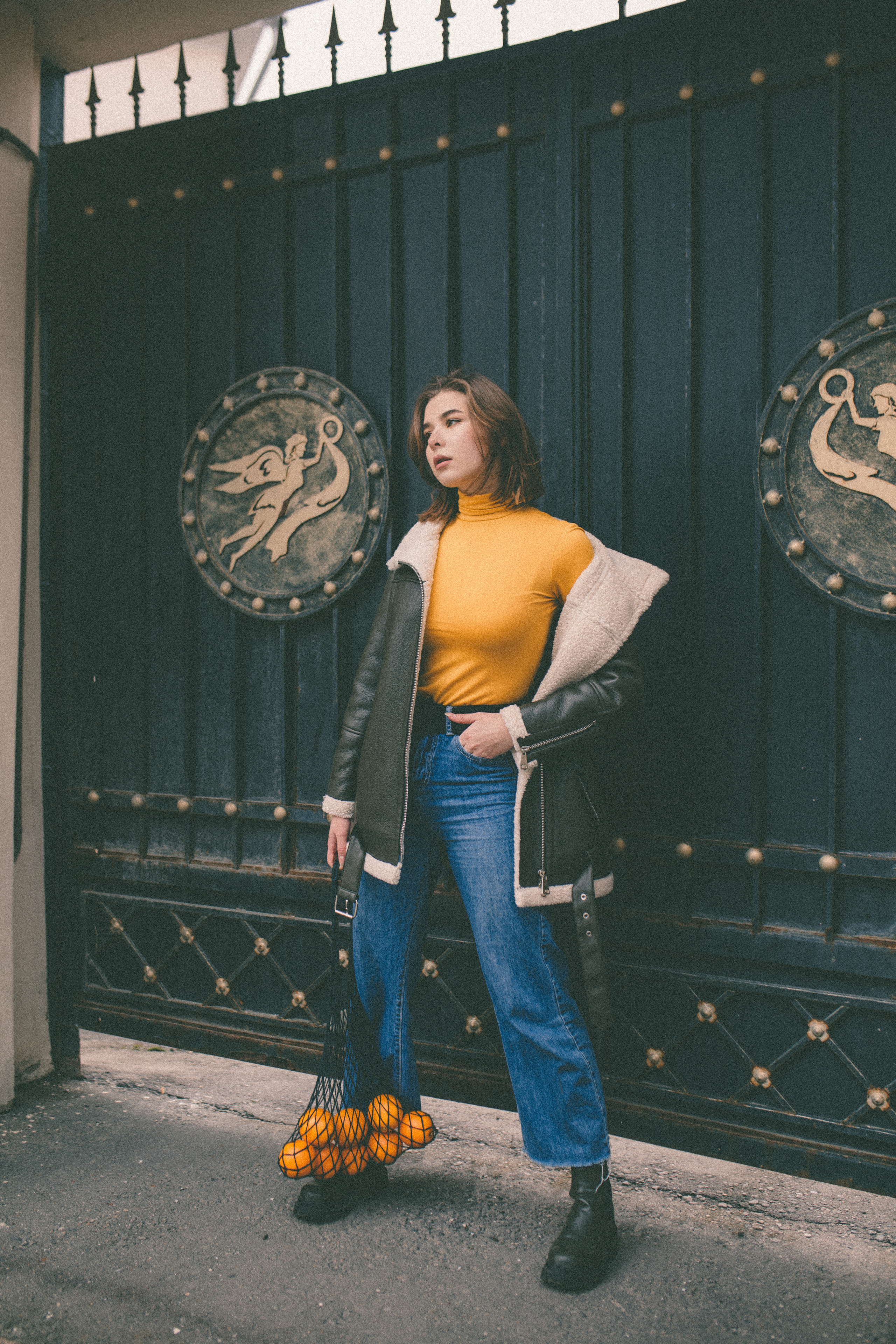 Полина история с апельсинами. Семейный фотограф в Москве и Московской области Донкова Екатерина