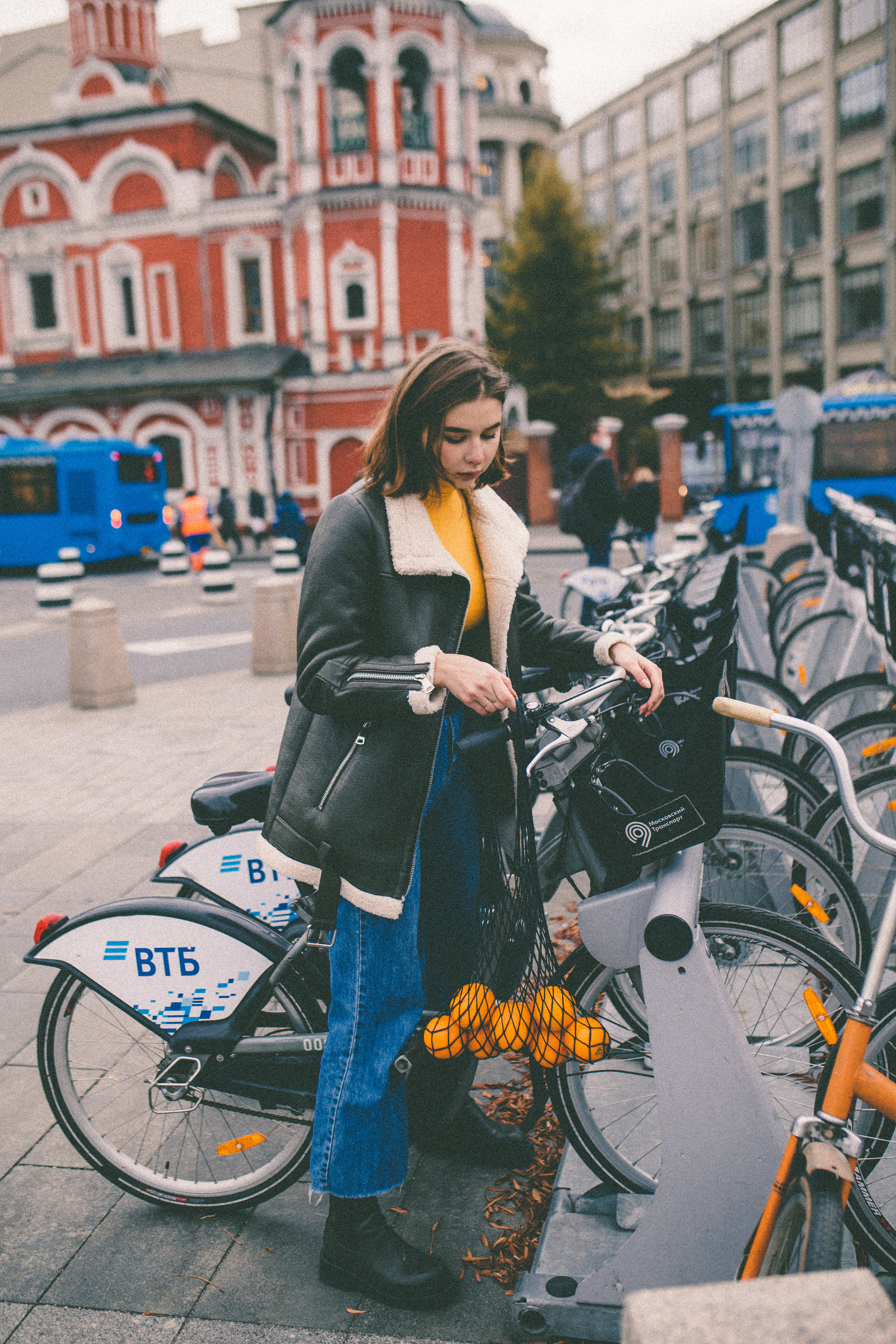 Полина история с апельсинами. Семейный фотограф в Москве и Московской области Донкова Екатерина