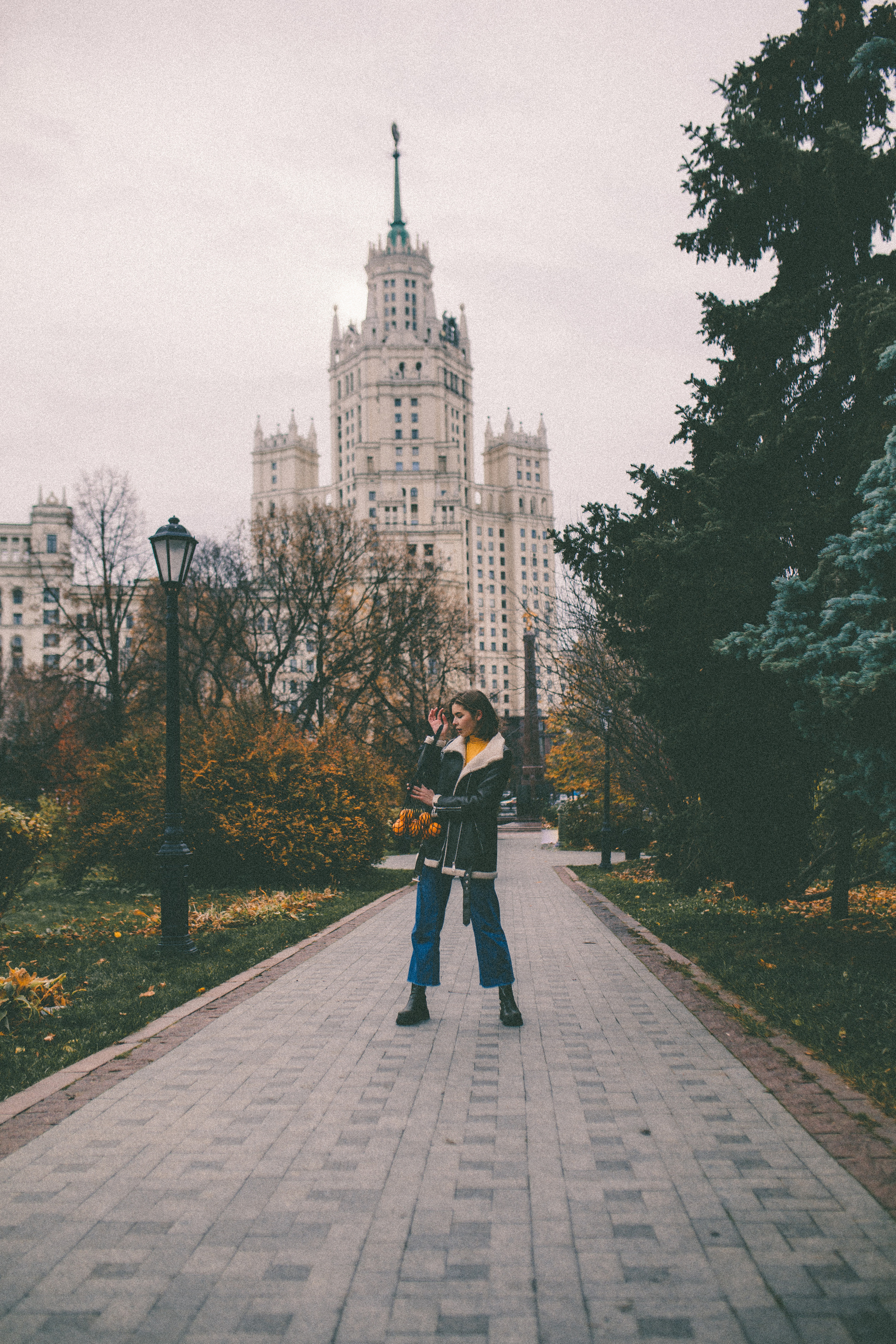 Полина история с апельсинами. Семейный фотограф в Москве и Московской области Донкова Екатерина