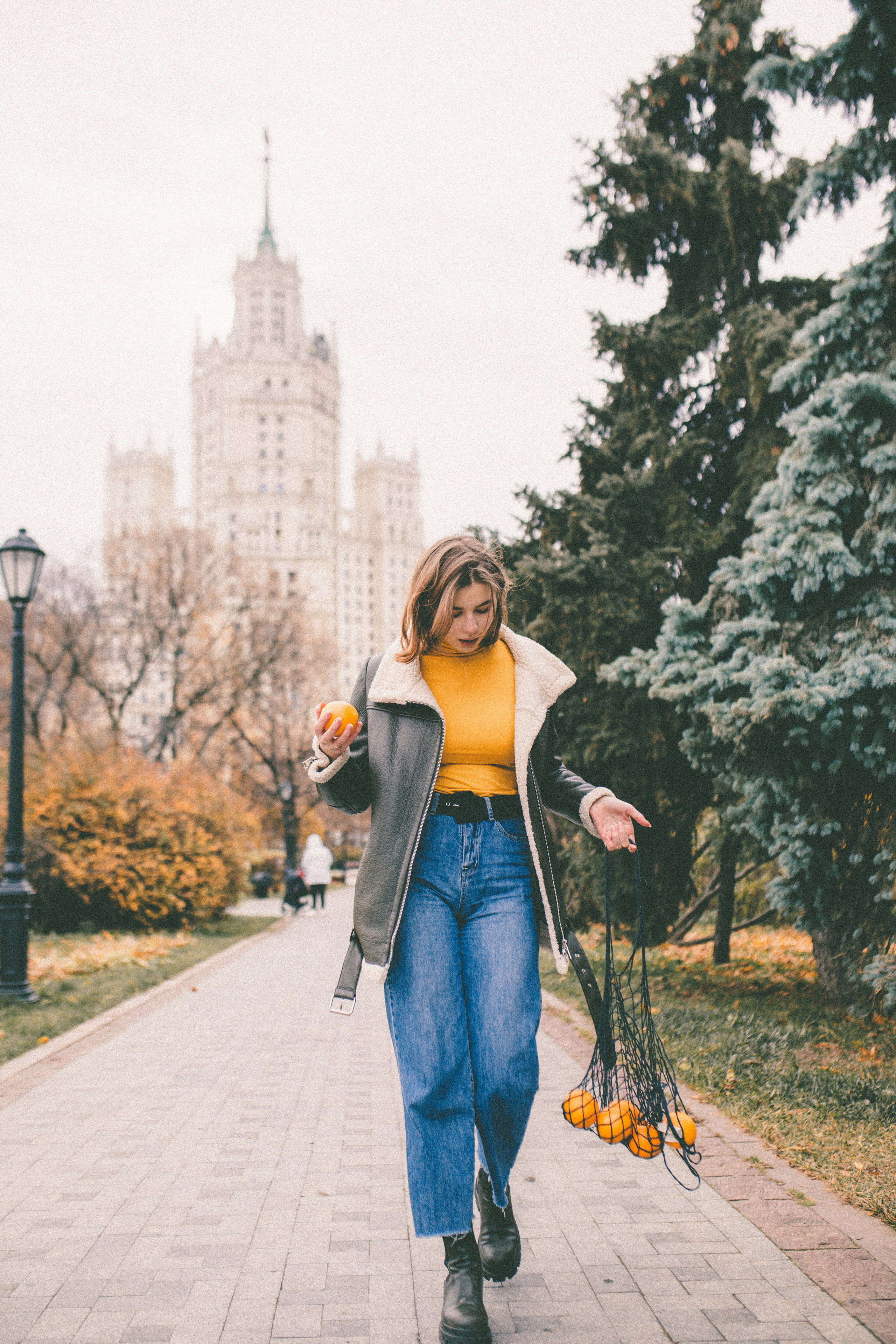 Полина история с апельсинами. Семейный фотограф в Москве и Московской области Донкова Екатерина