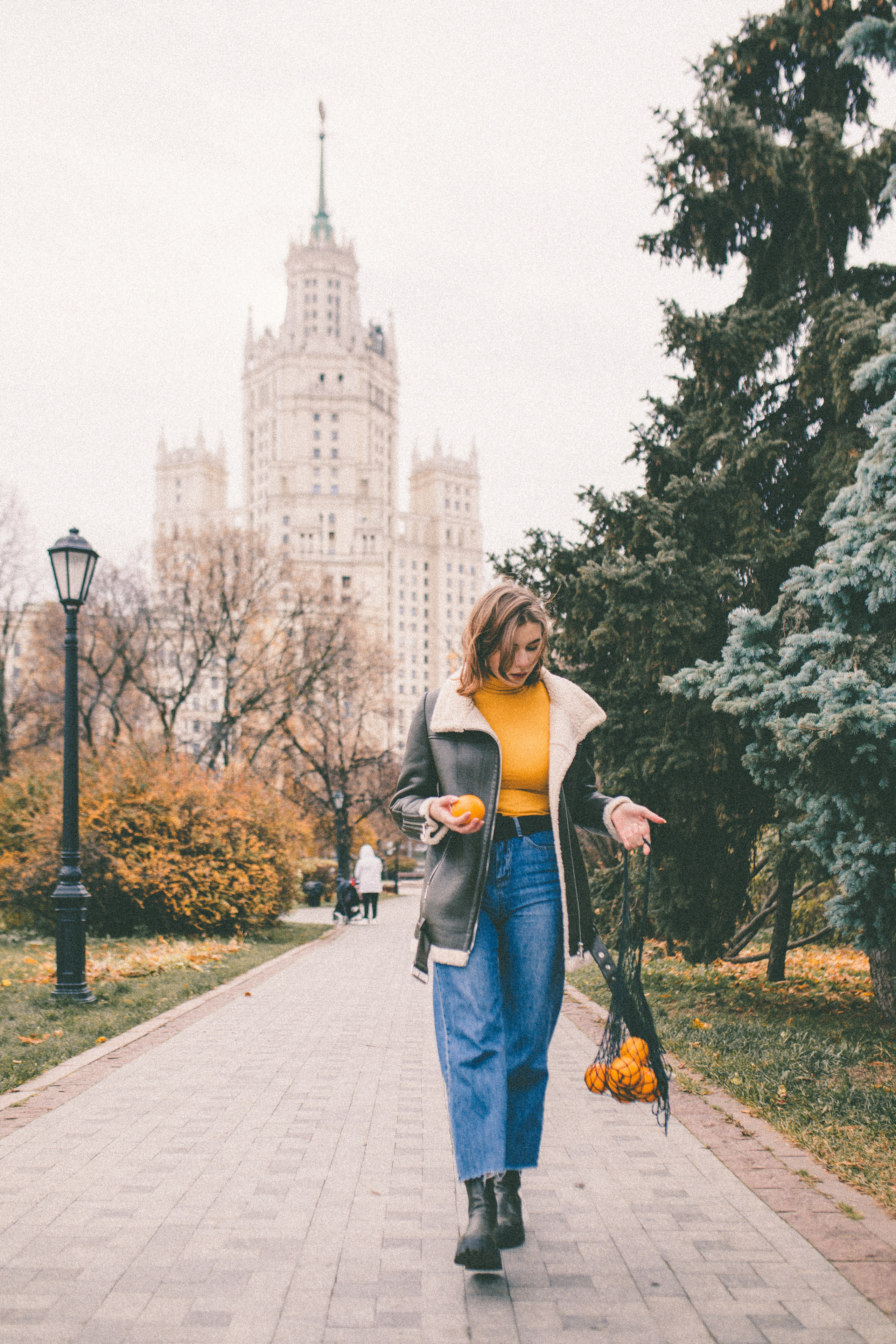 Полина история с апельсинами. Семейный фотограф в Москве и Московской области Донкова Екатерина