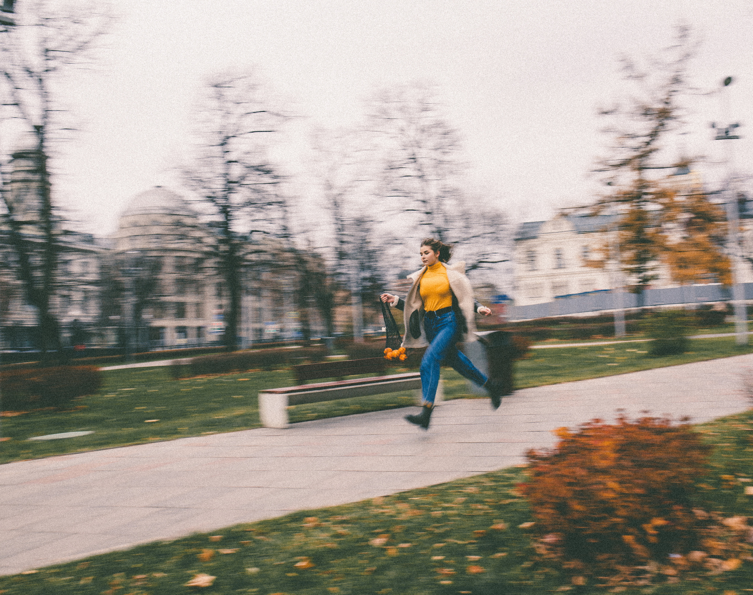 Полина история с апельсинами. Семейный фотограф в Москве и Московской области Донкова Екатерина