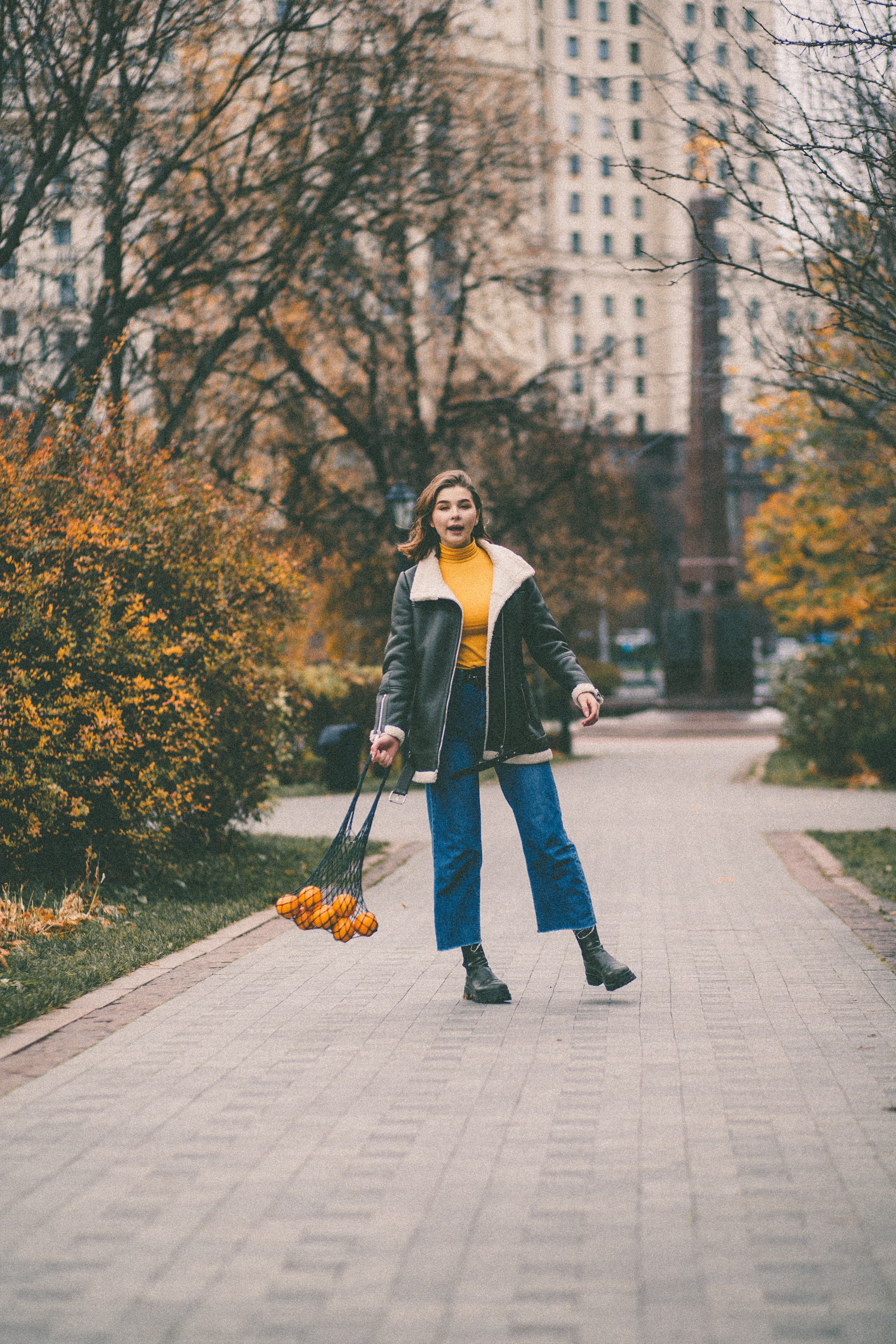 Полина история с апельсинами. Семейный фотограф в Москве и Московской области Донкова Екатерина