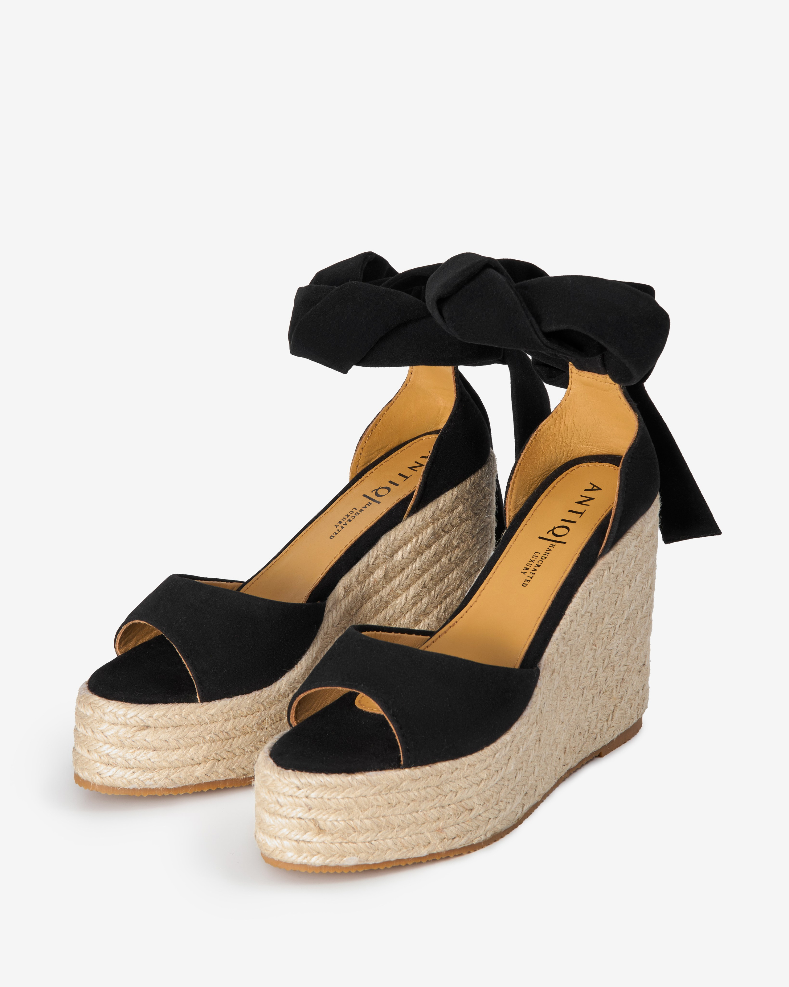 Rich as Usual. Фотограф для маркетплейсов в Москве Озерова Кристина