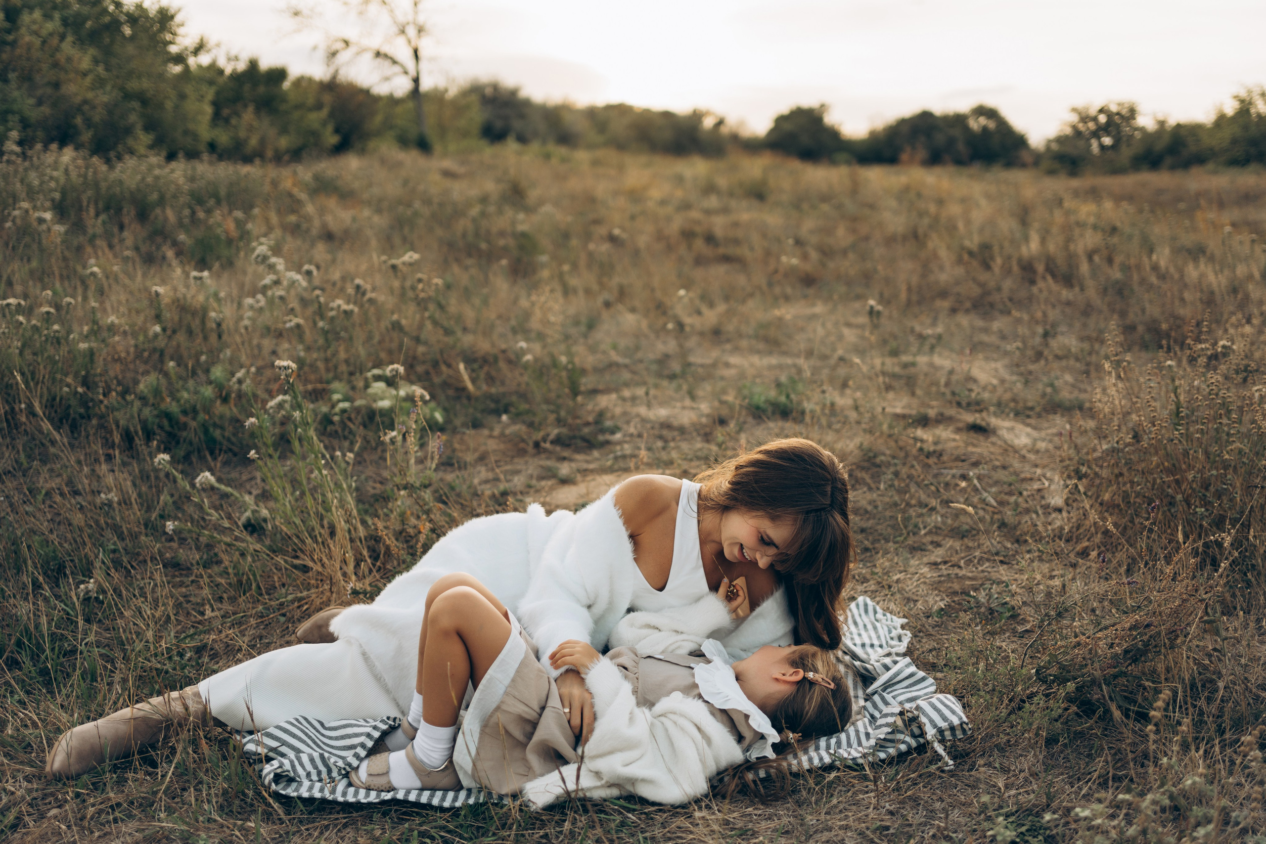 Георгий, Дарья и Афина. Главная