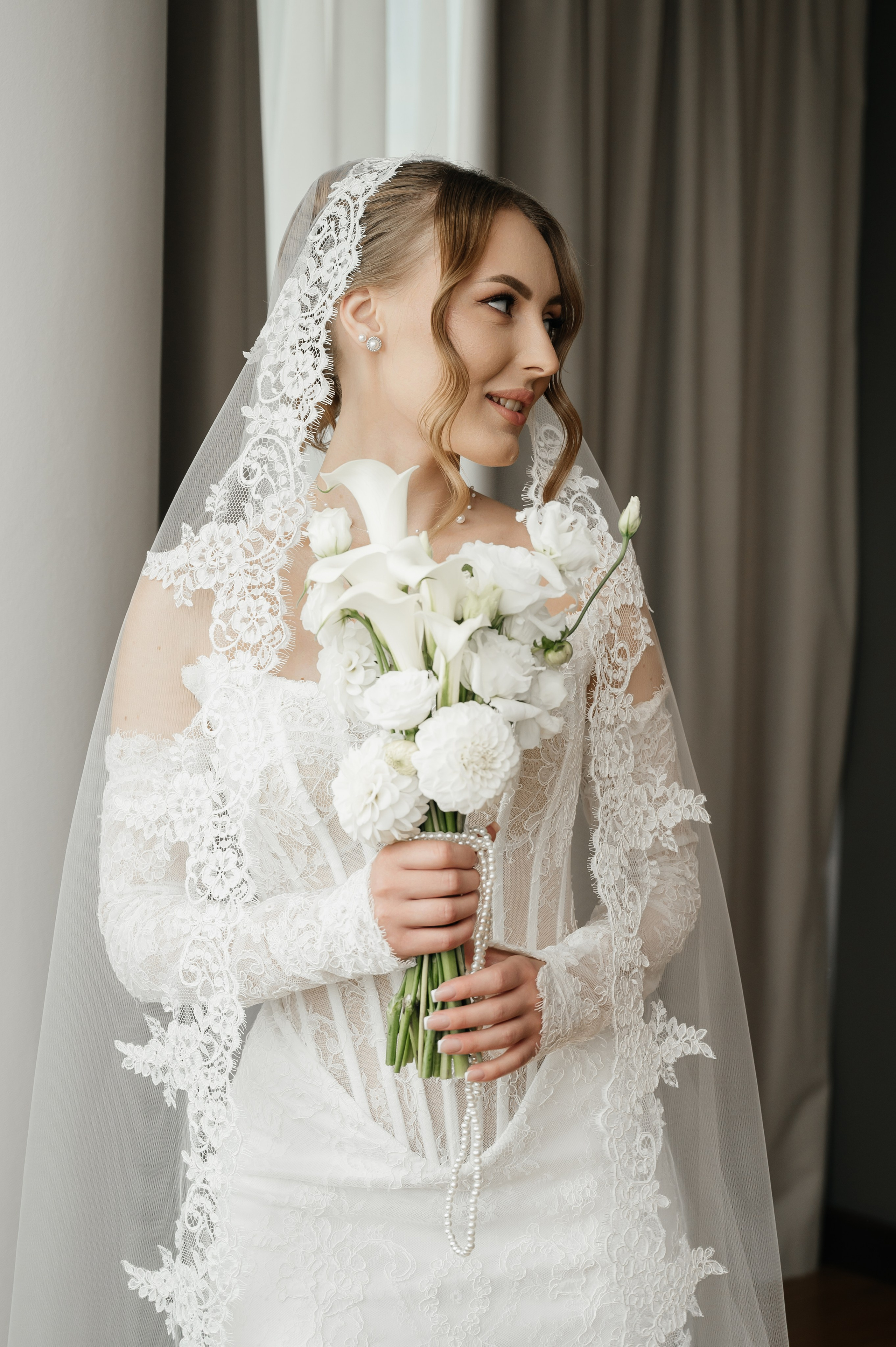 Свадьба (утро в отеле). Свадебный и семейный фотограф в Краснодаре Алина Мельник