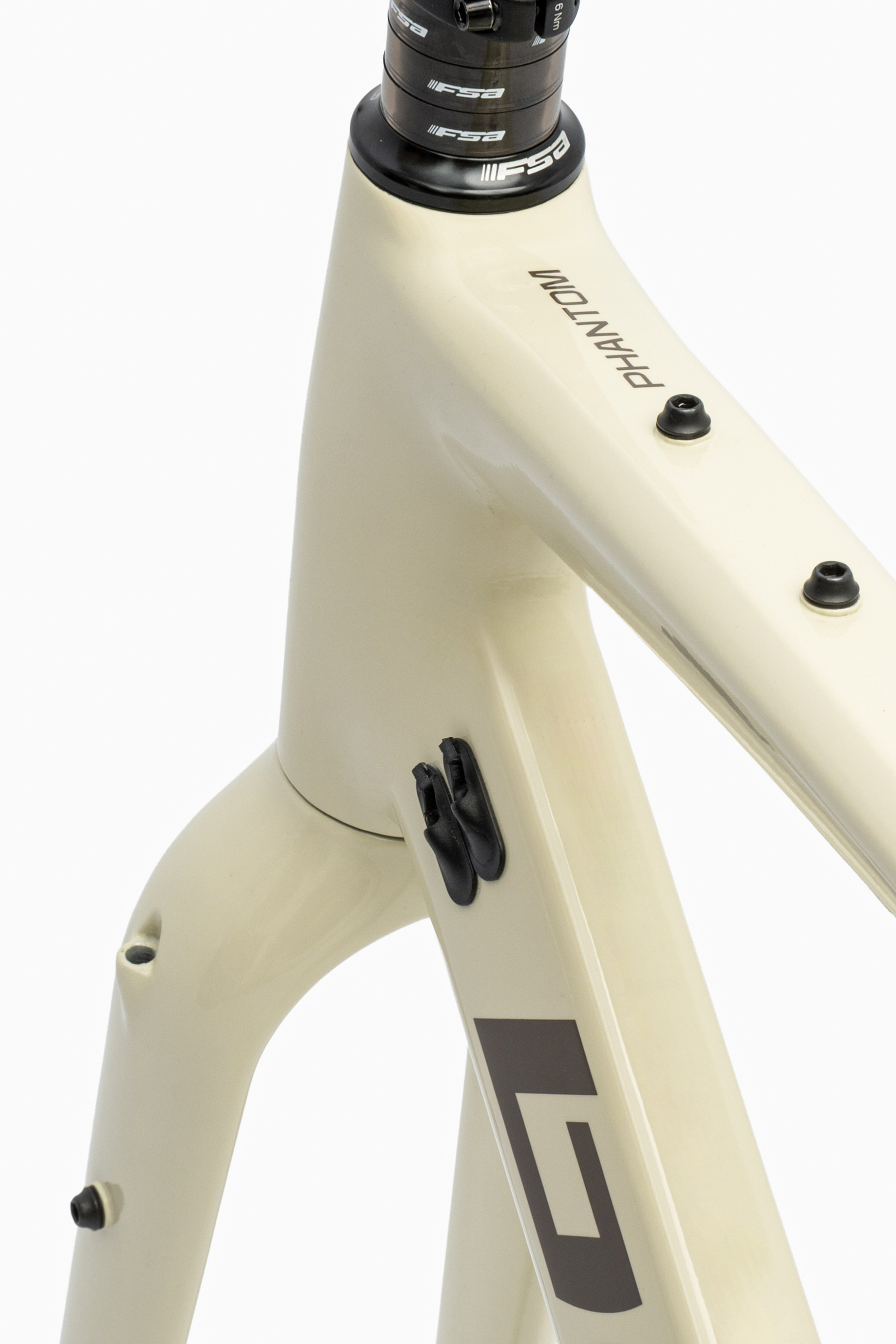 Каталожная фотосъемка велосипедов. Фотограф Д. Куценков