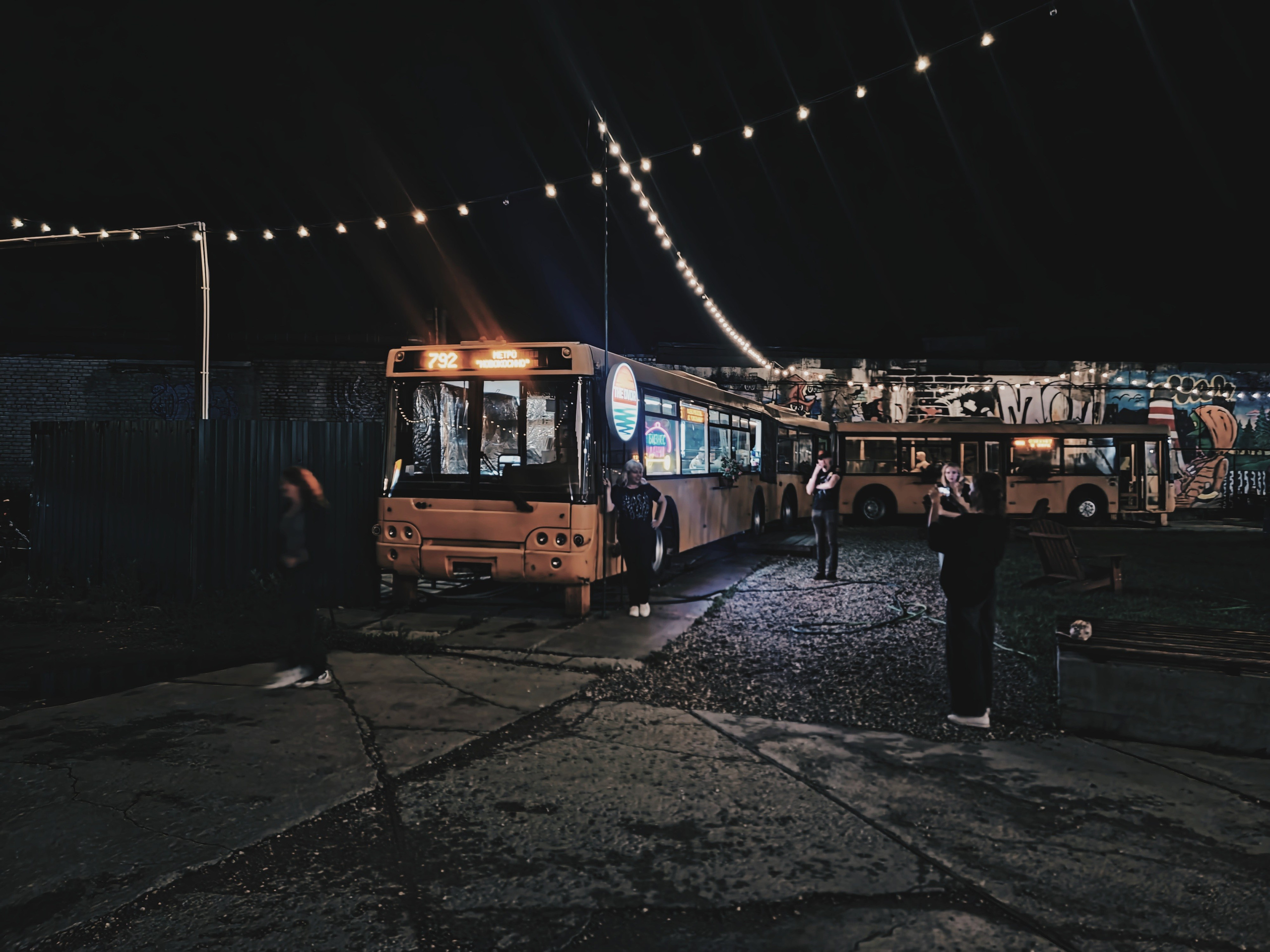 Август 2025. Den Mirov — Фотограф, Музыкант