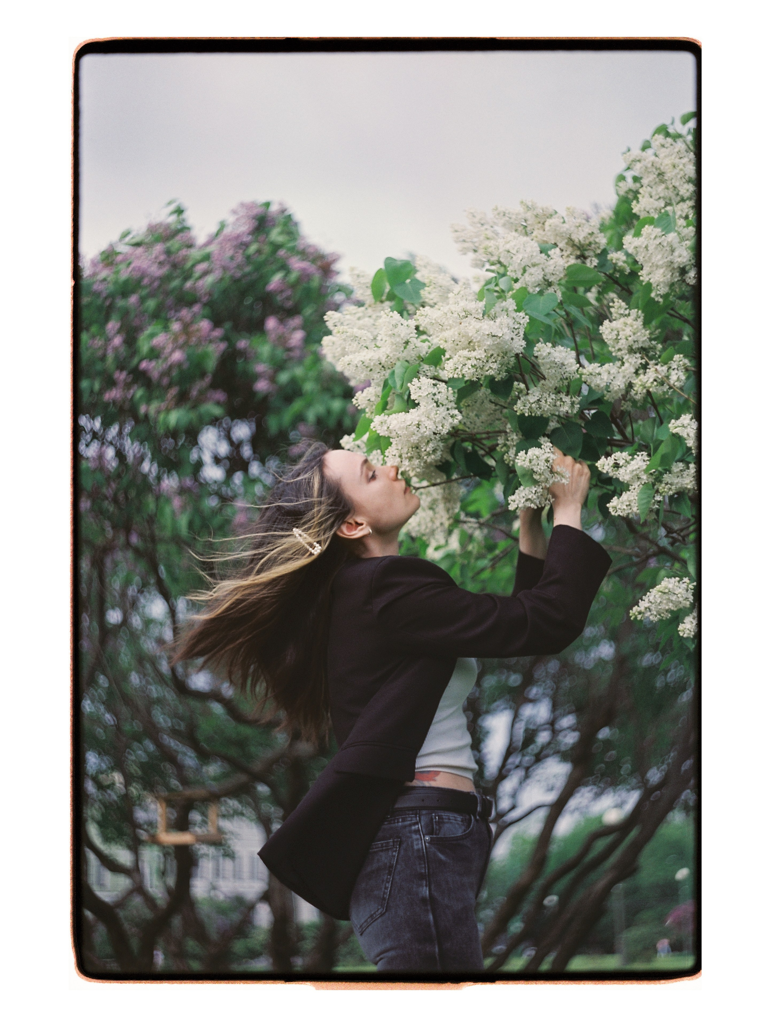Прогулочная фотосессия на плёнку в Петербурге. Светлана Гопанюк. Портретный фотограф. Санкт-Петербург. СПб