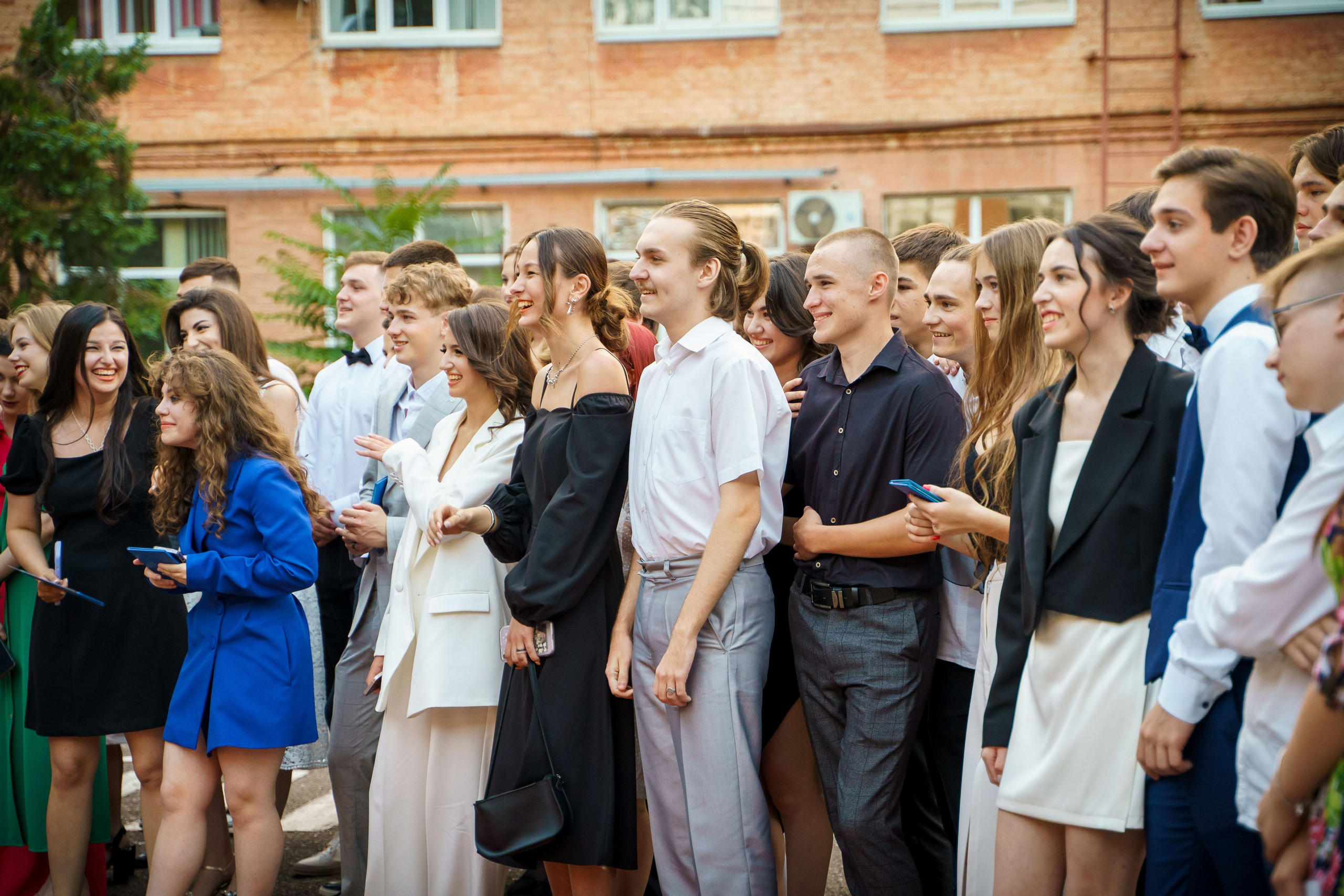 Вручение аттестатов_СОШ 31_11кл_2023 г. Фотографы из солнечного Краснодара Вадим и Надежда Митус