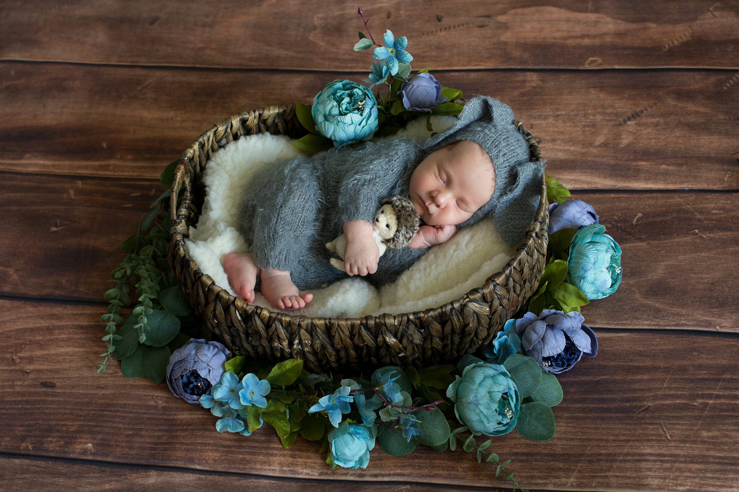 Фотосессия новорождённых мальчиков. Фотограф новорожденных в г. Миасс Анна Плотникова