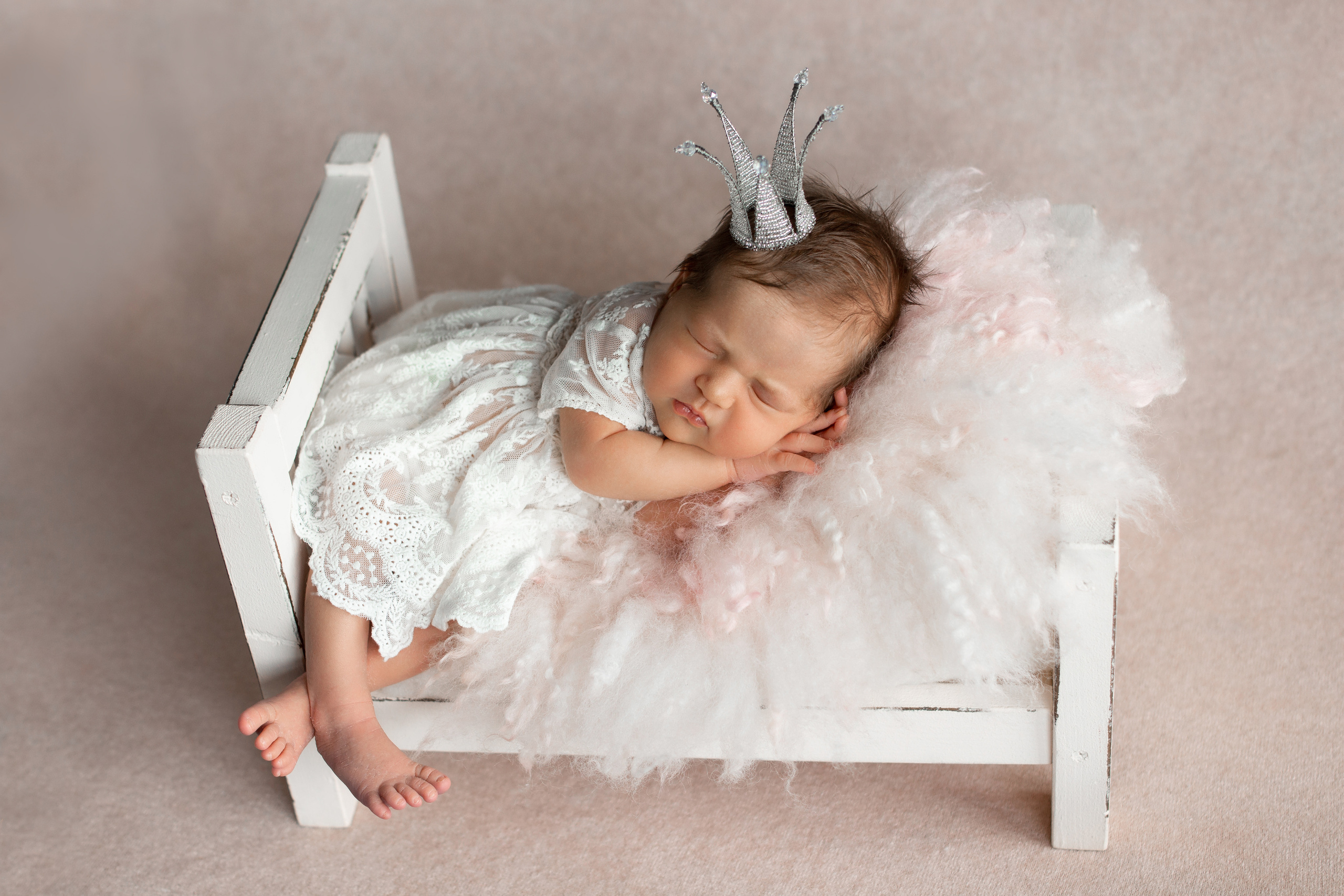 Фотосессия новорожденных девочек. Фотограф новорожденных в г. Миасс Анна Плотникова