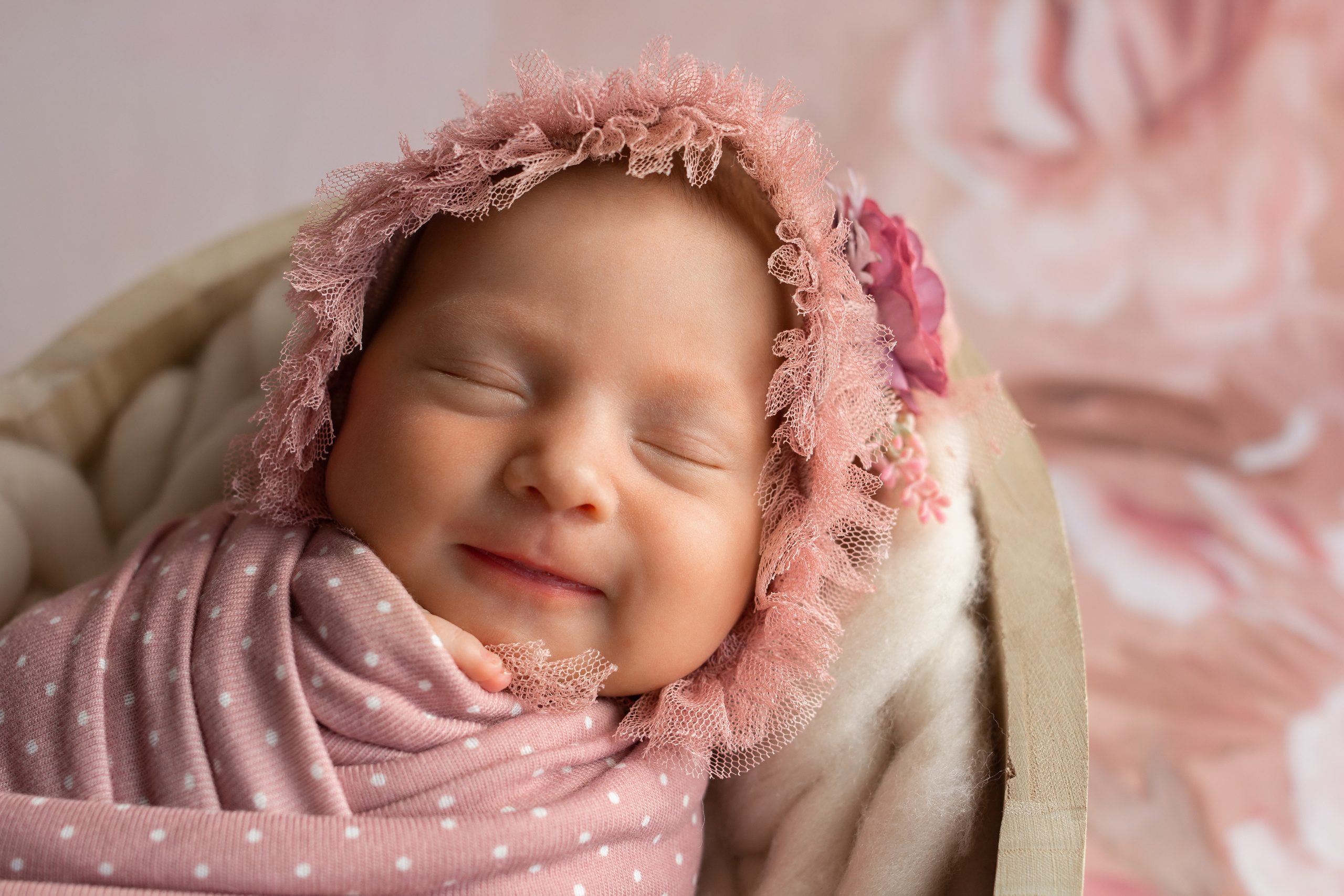 Фотосессия новорожденных девочек. Фотограф новорожденных в г. Миасс Анна Плотникова
