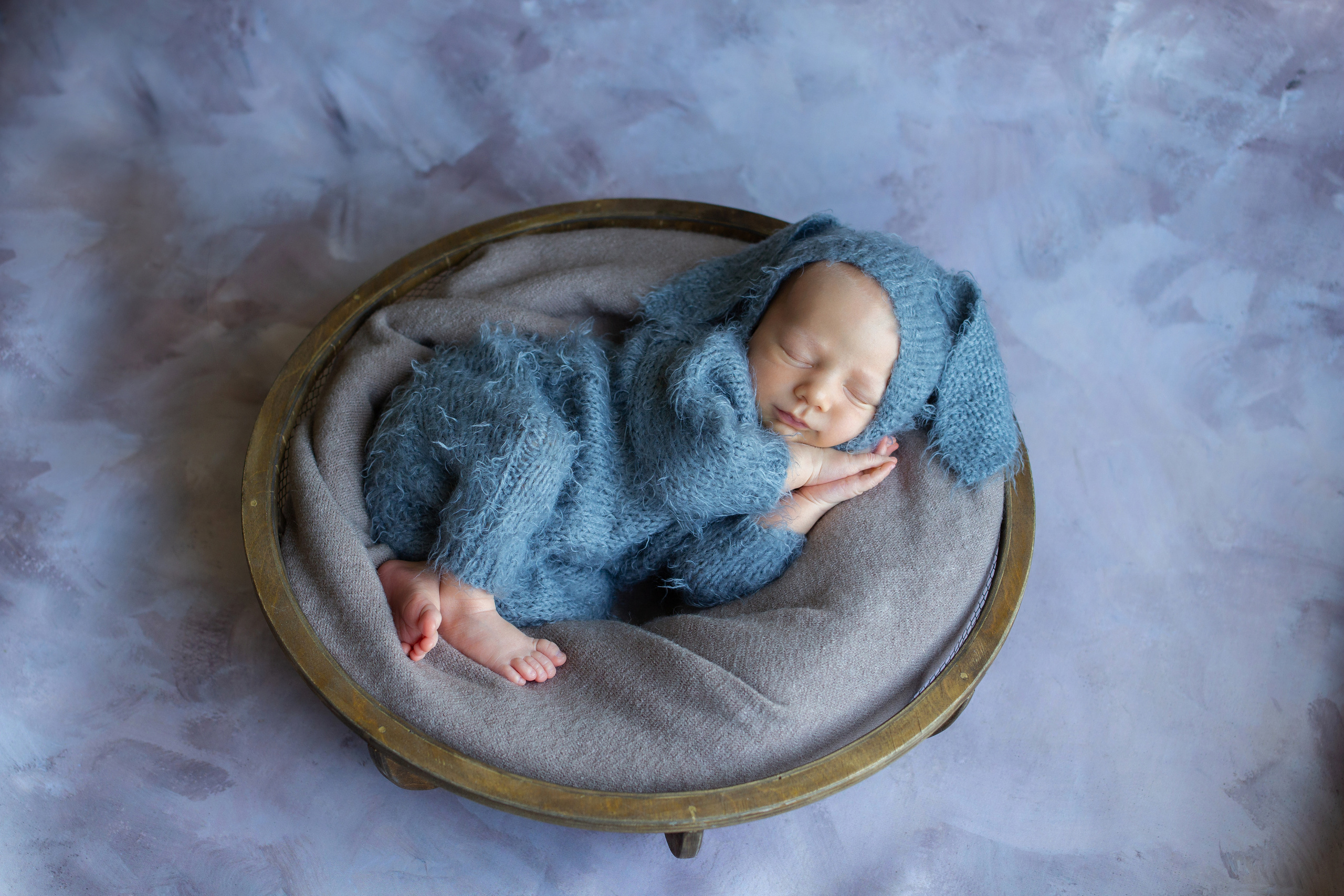 Корзинки и бадейки для фотосессии Ньюборн. Фотограф новорожденных в г. Миасс Анна Плотникова