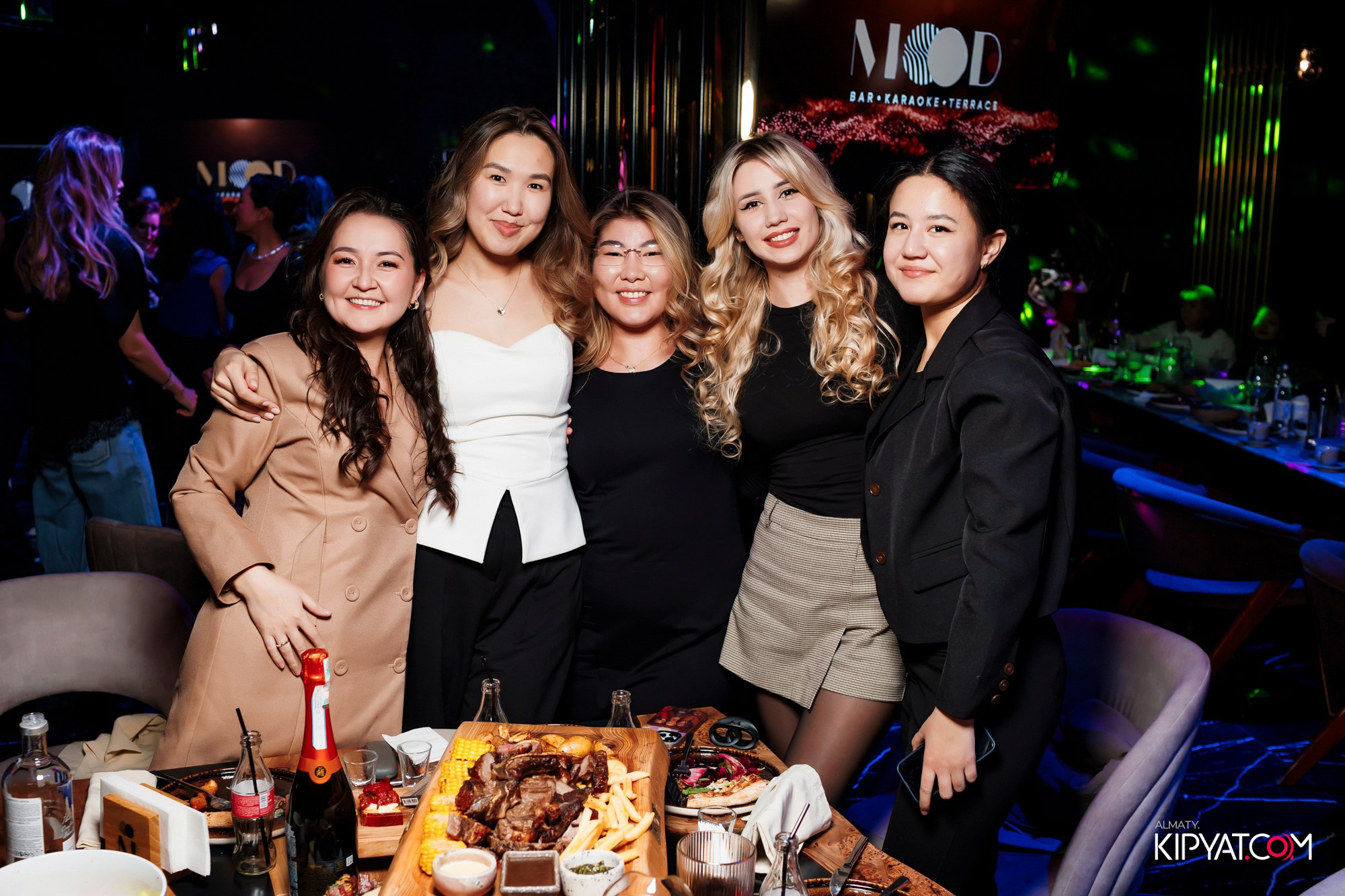MOOD KARAOKE & TERRACE. КИПЯТКОМ АЛМАТЫ! Фотосъемка мероприятий в Алматы