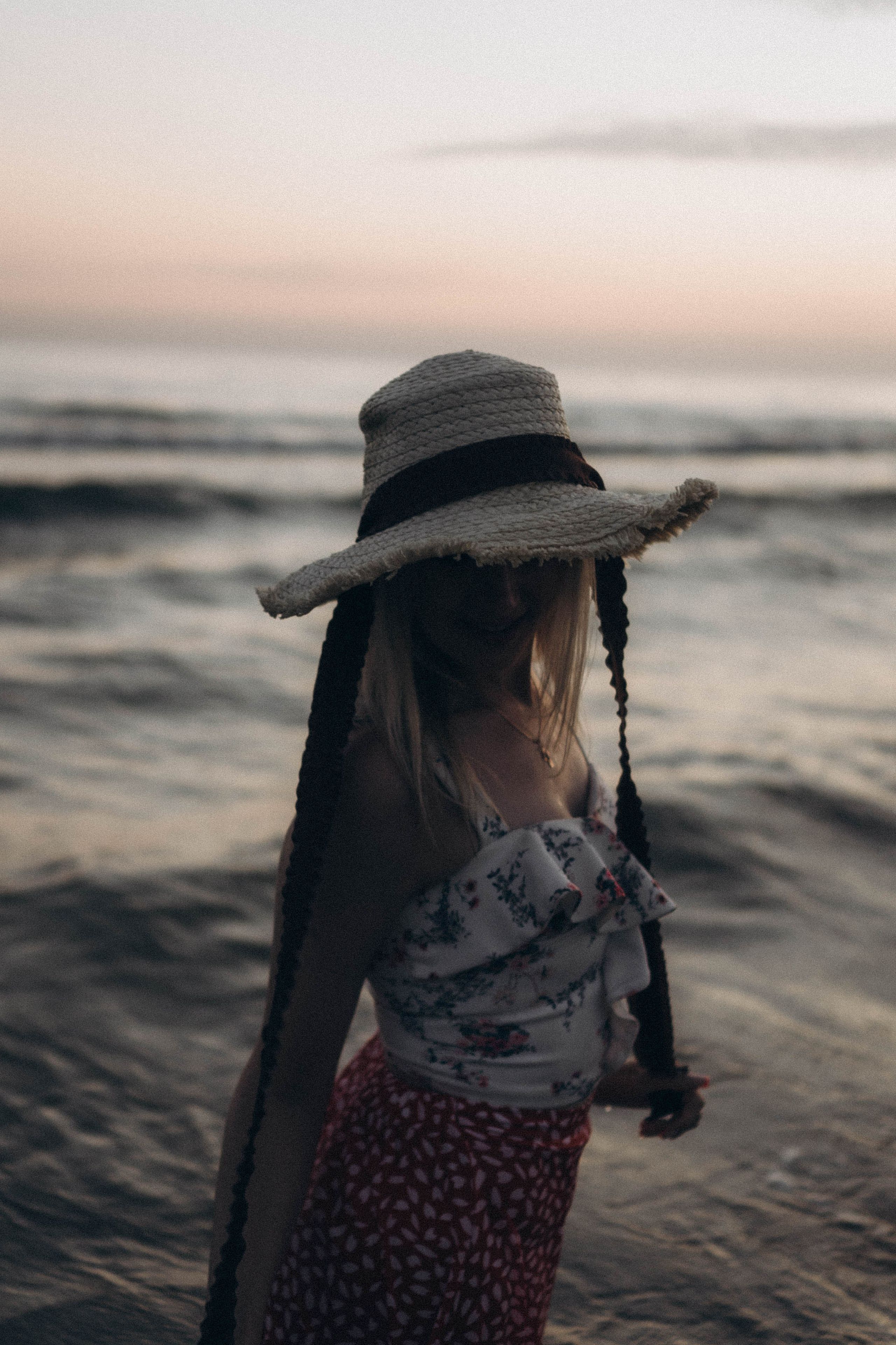 Июльский вечер на берегу черного моря. Профессиональный фотограф, Санкт-Петербург — Виктория Богомолова