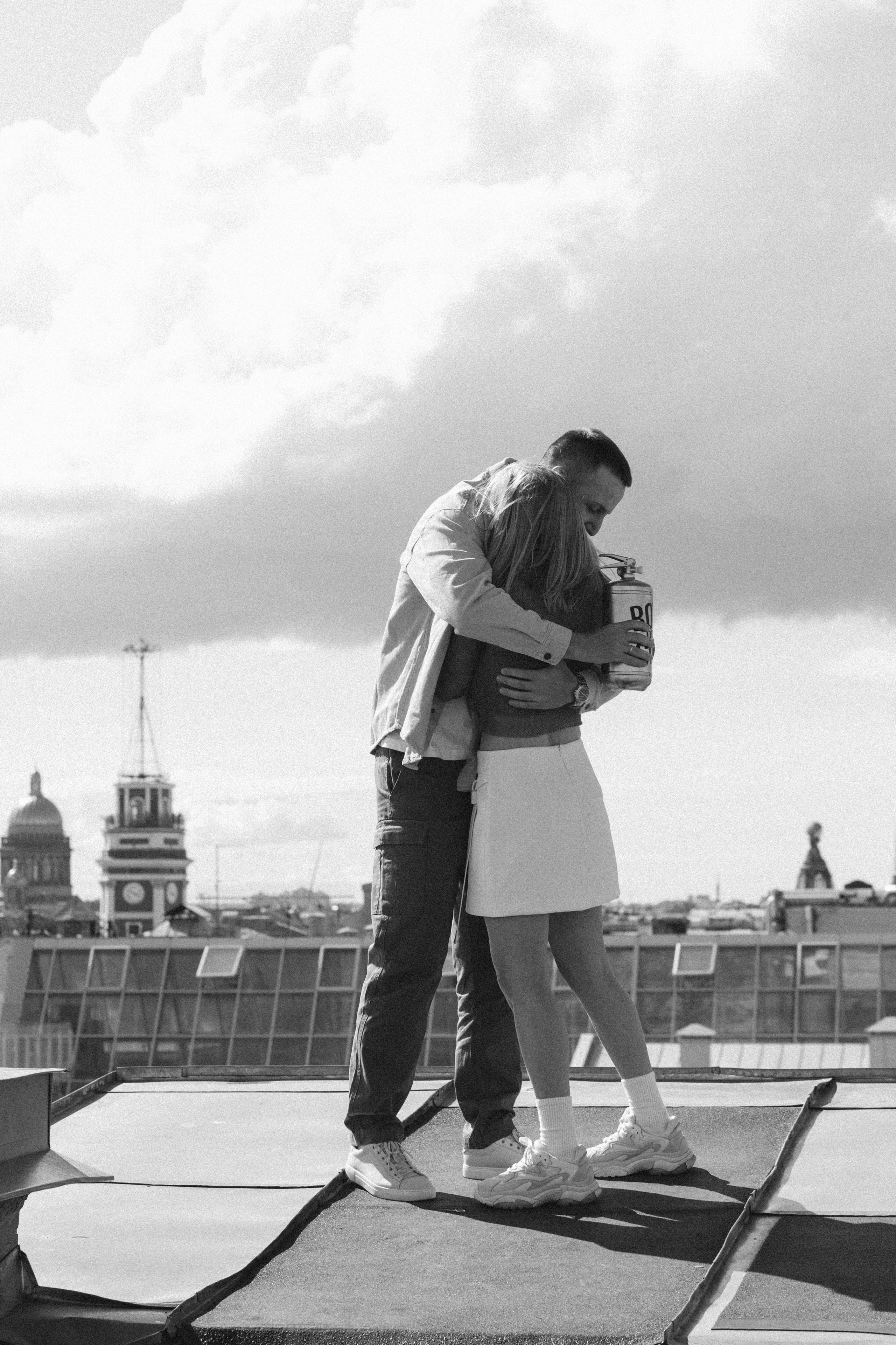 Кристина и Саша. Гендер пати. Главная