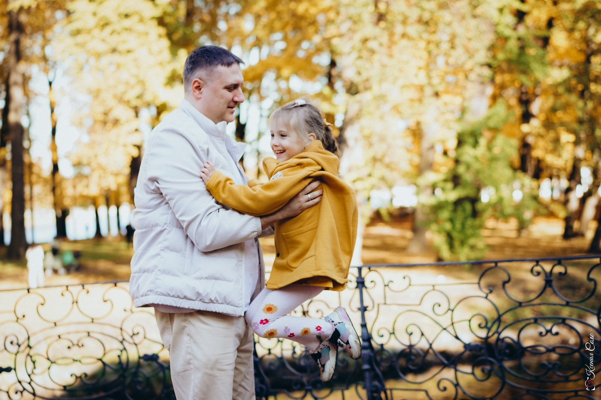 Семейная фотопрогулка Натальи и Дмитрия. Фотограф Ксения Соло