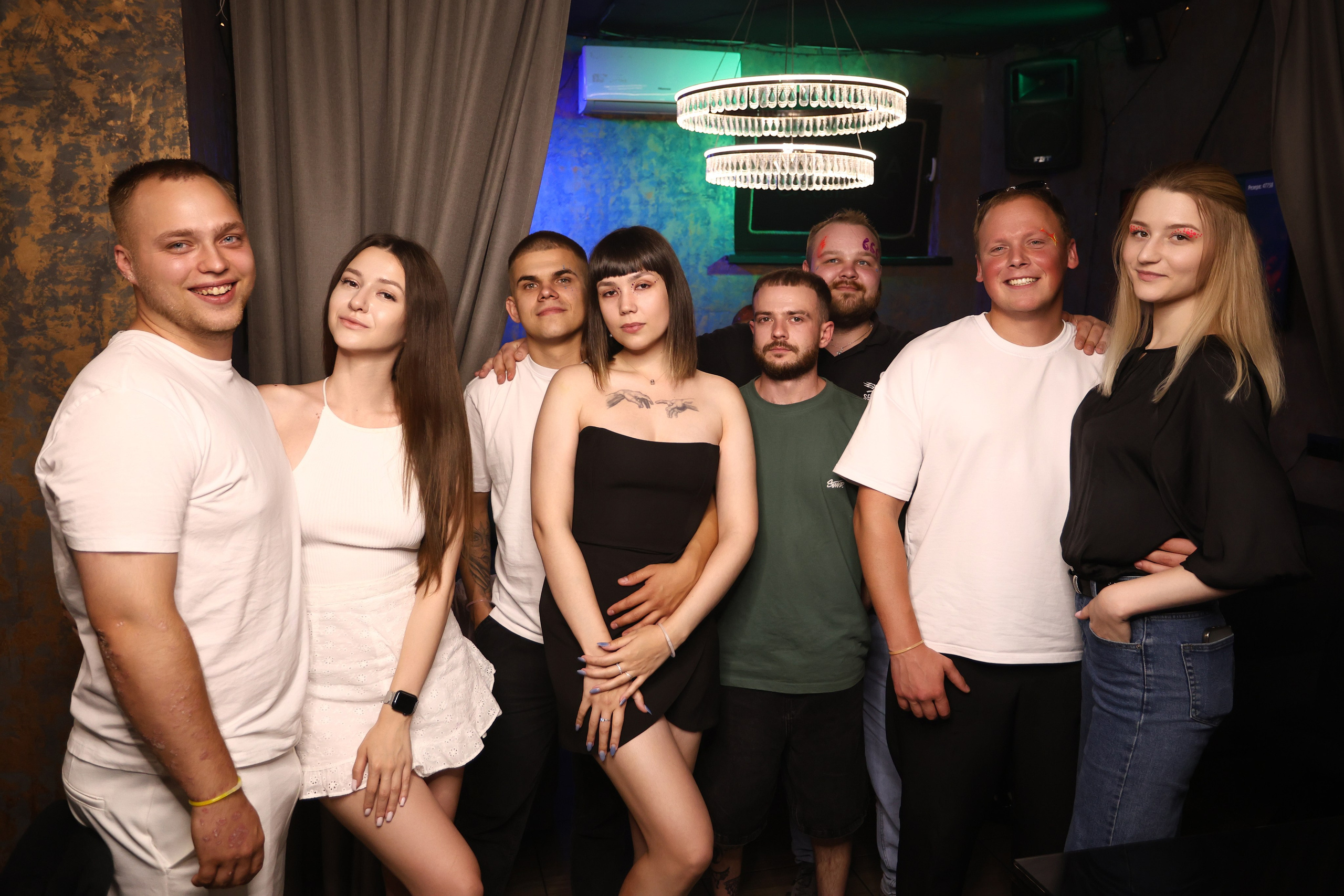 Neon Party 01.08.25. Мята Спортивная — Кальянная, караоке, бар в Минске