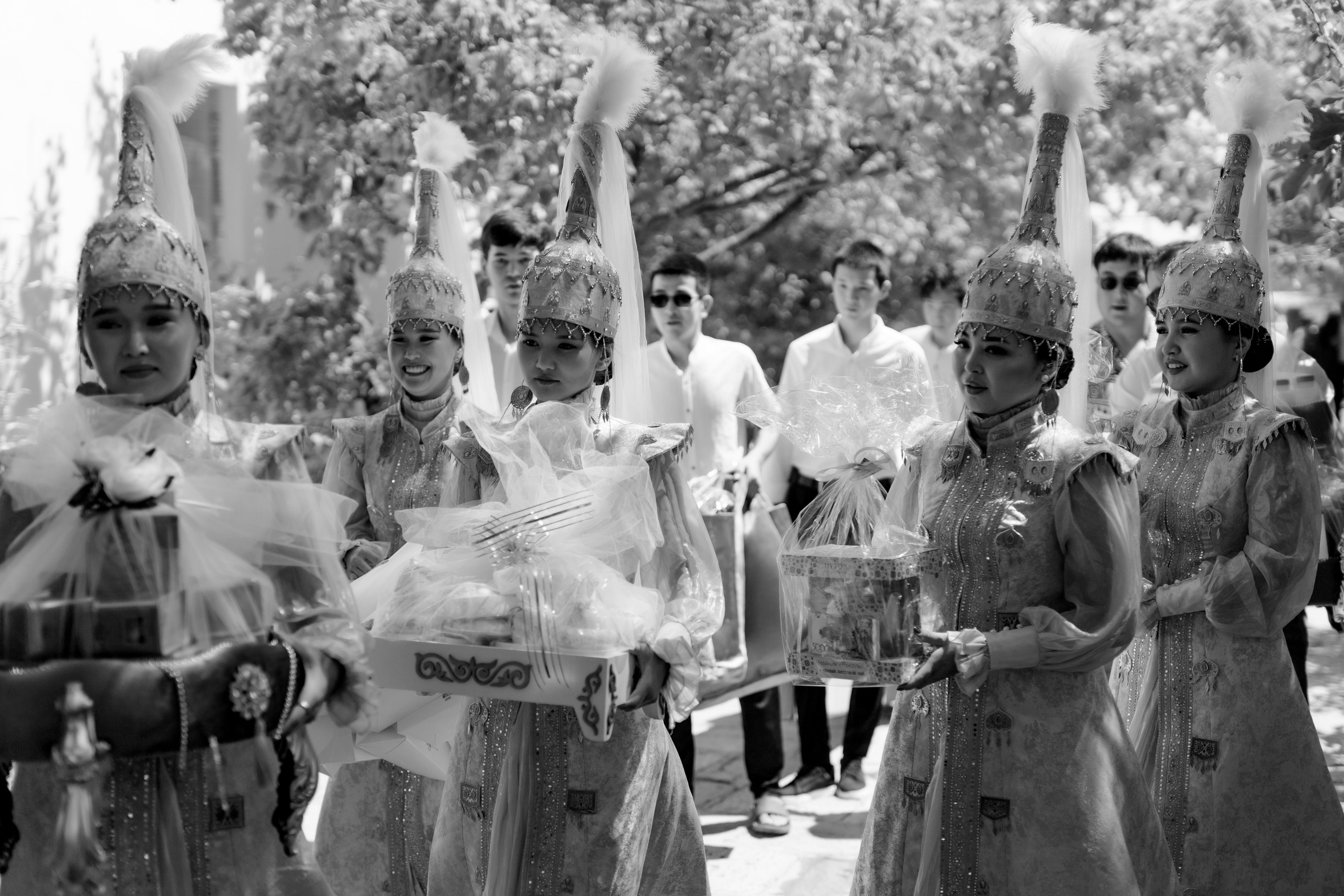 Aynur — syrğa salu. Wedding and Love story Photographer