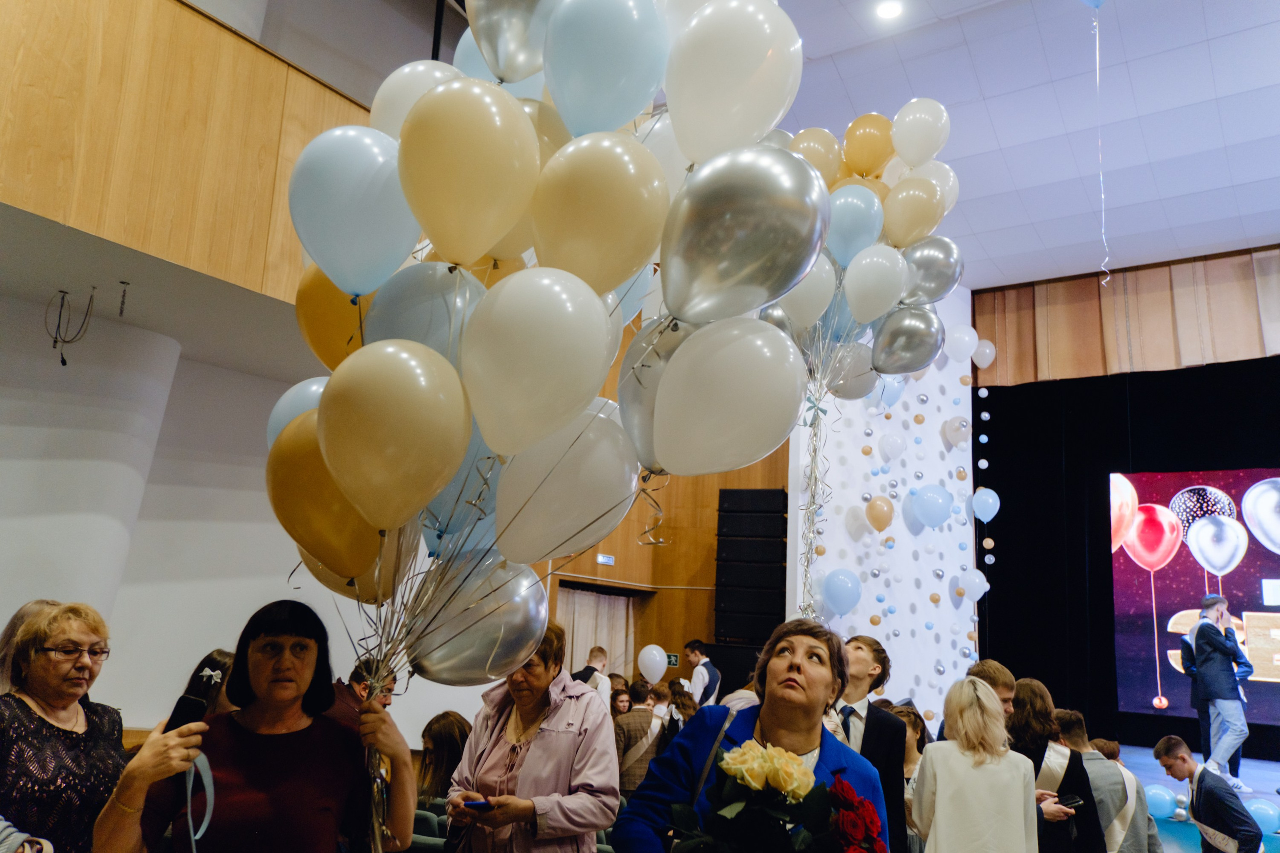 Последний звонок 11 класс. Фотограф Софья Володкина