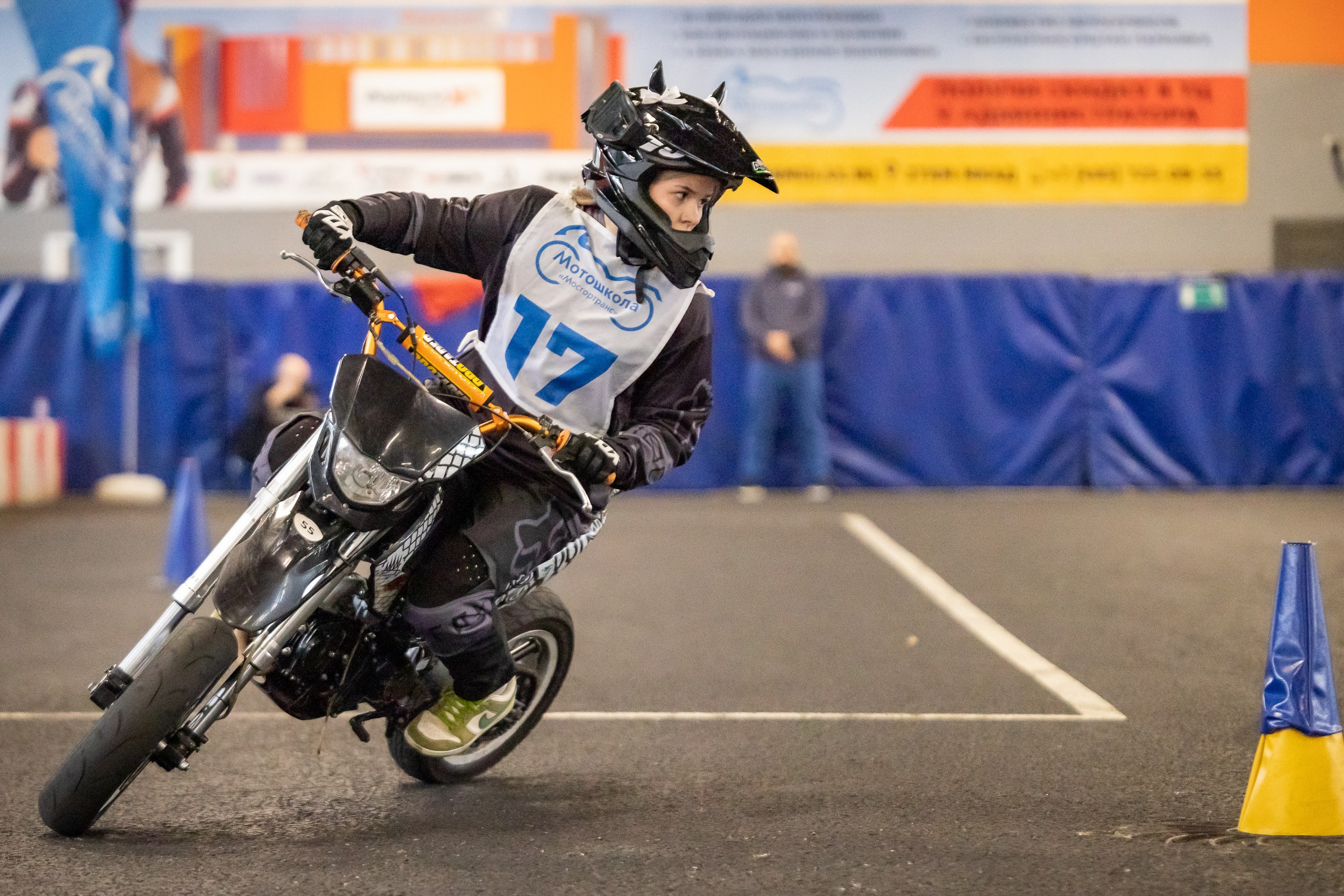 Соревнования в Мотошколе «Мосгортранс». Фотограф Владимир Охрименко