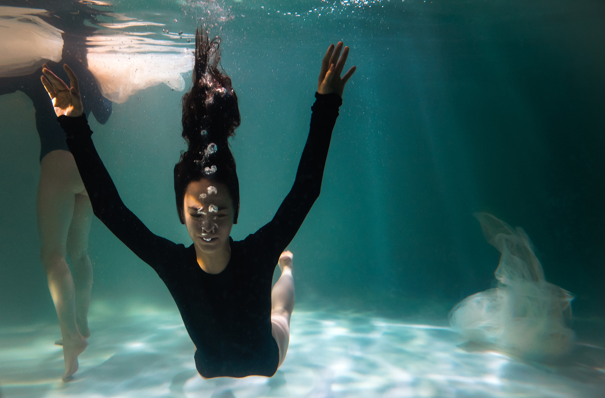 MERMAIDS. Anastasiia Antoniuk portrait, family and couple photographer, Portugal