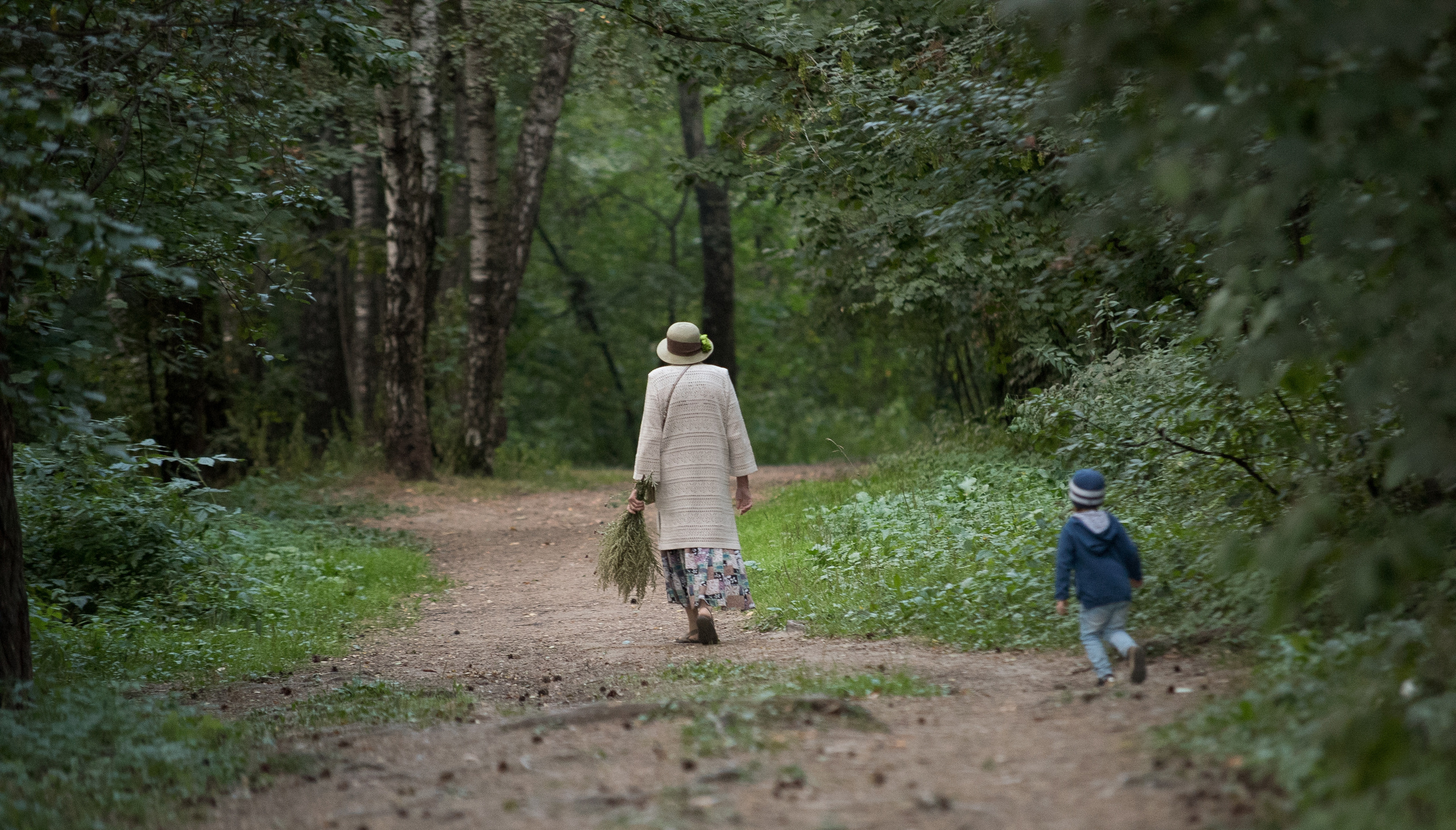 MOTHER (in progress). Anastasiia Antoniuk portrait, family and couple photographer, Portugal
