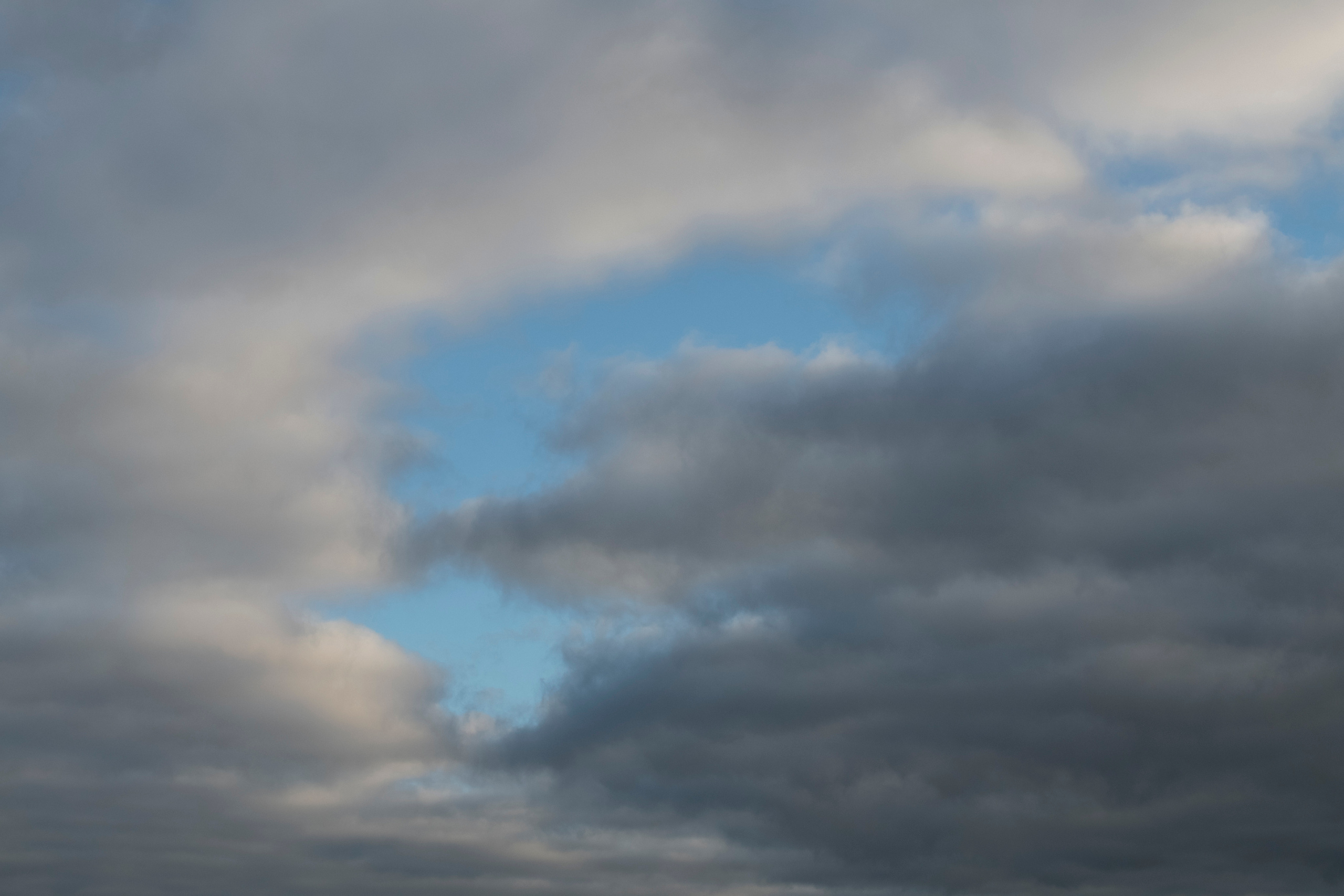 MOTHER (in progress). Anastasiia Antoniuk portrait, family and couple photographer, Portugal