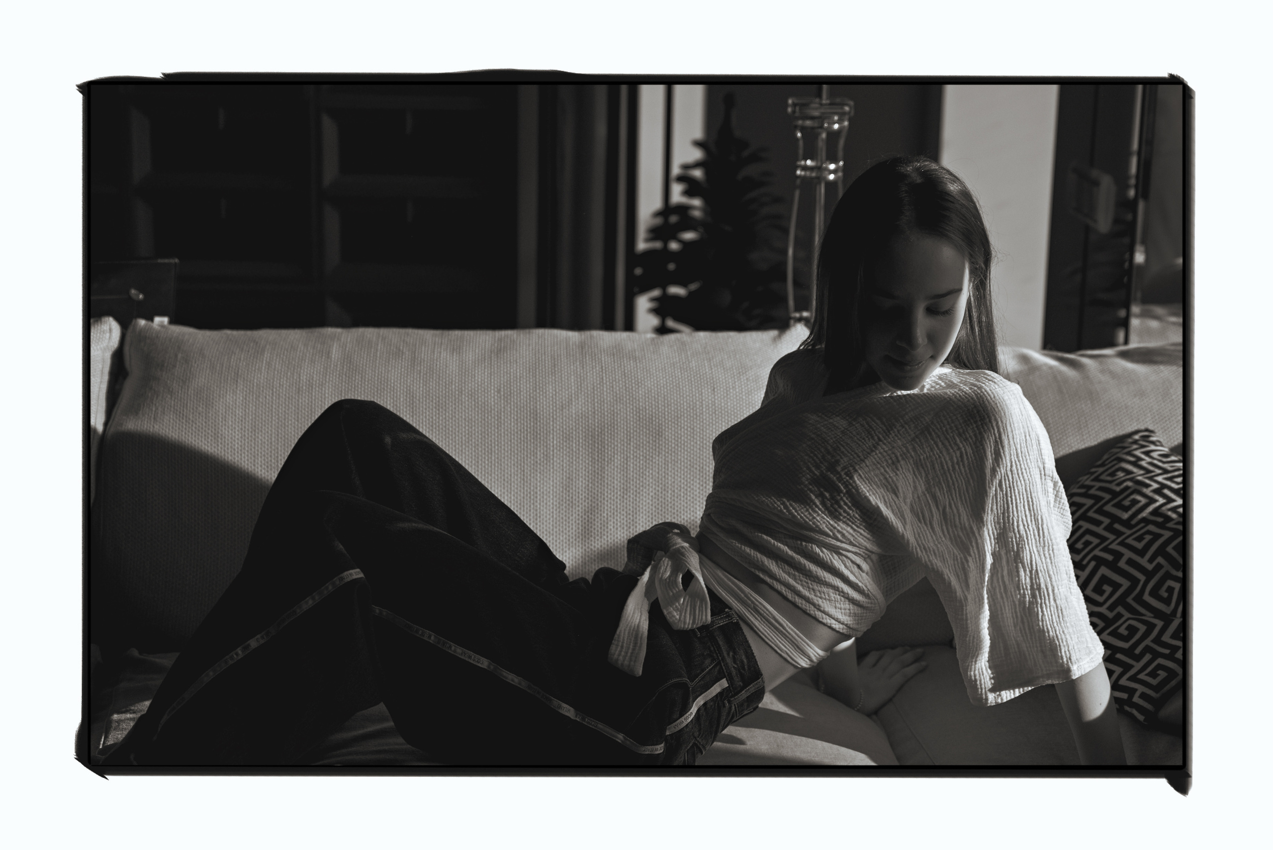 Portraits in studio. Anastasiia Antoniuk portrait, family and couple photographer, Portugal