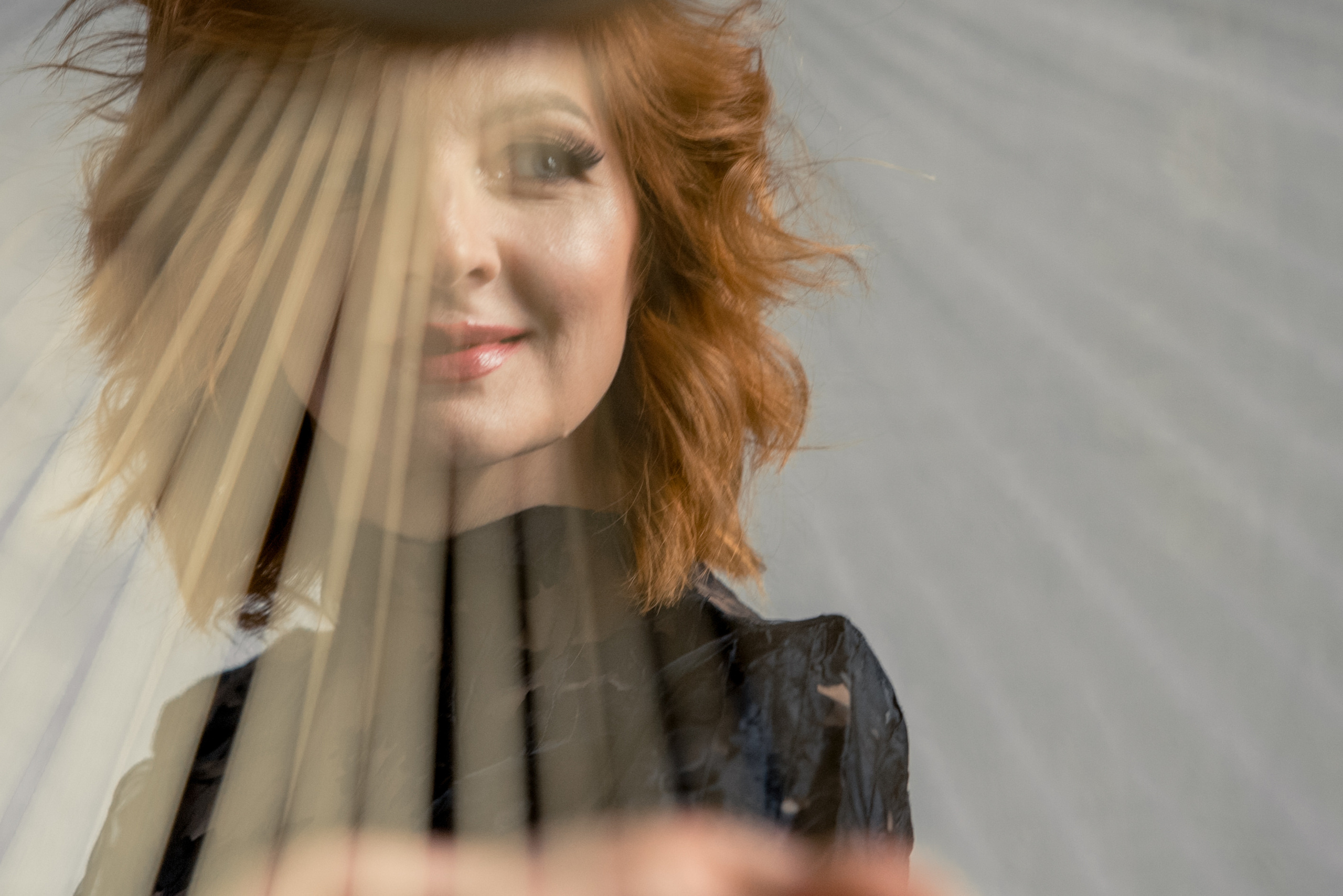 Portraits in studio. Anastasiia Antoniuk portrait, family and couple photographer, Portugal