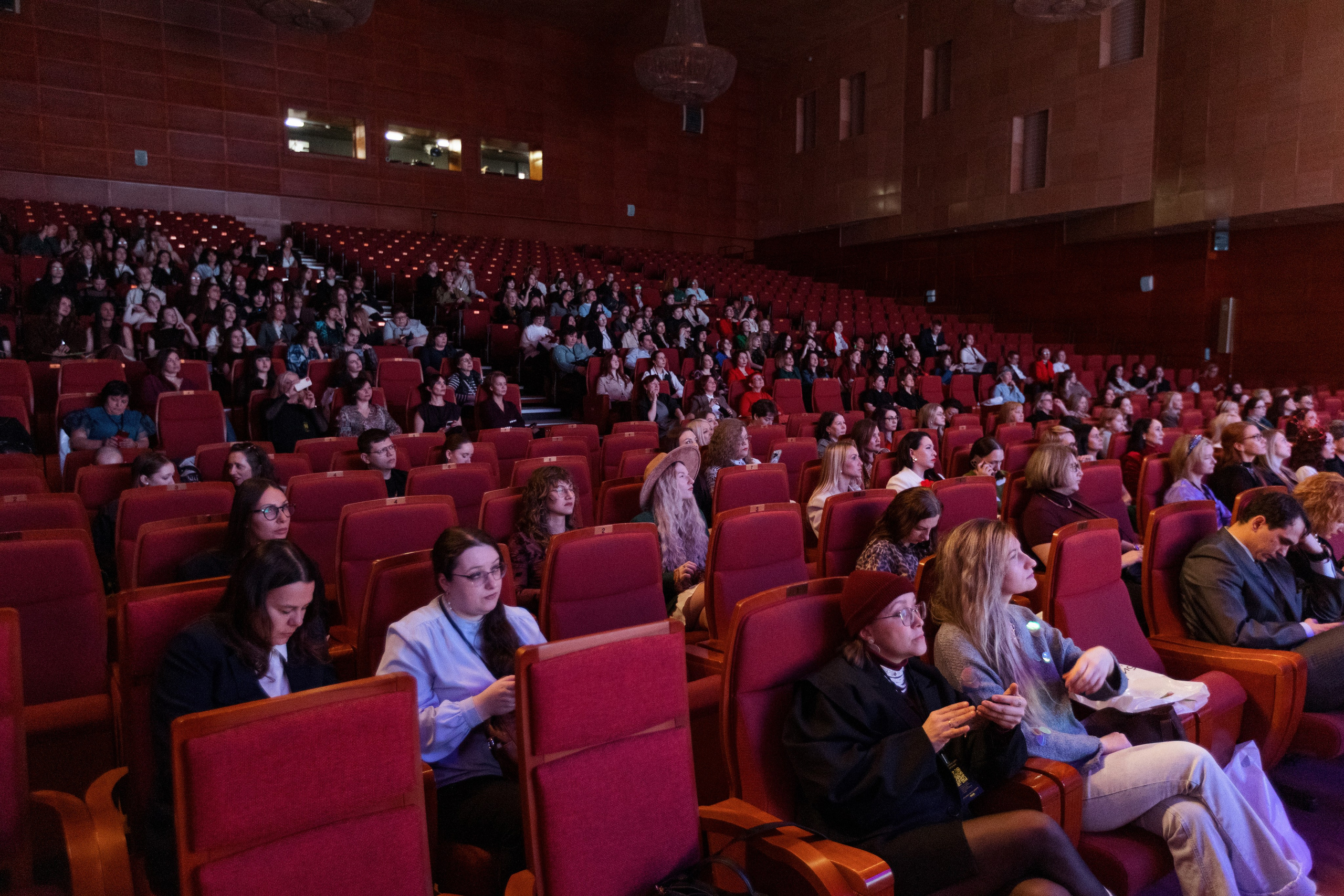 Конференция моды и дизайнеров — ТОЧКИ РОСТА 2026. СВОИ. ФОТООТЧЕТЫ-СОБЫТИЯ-МЕСТА