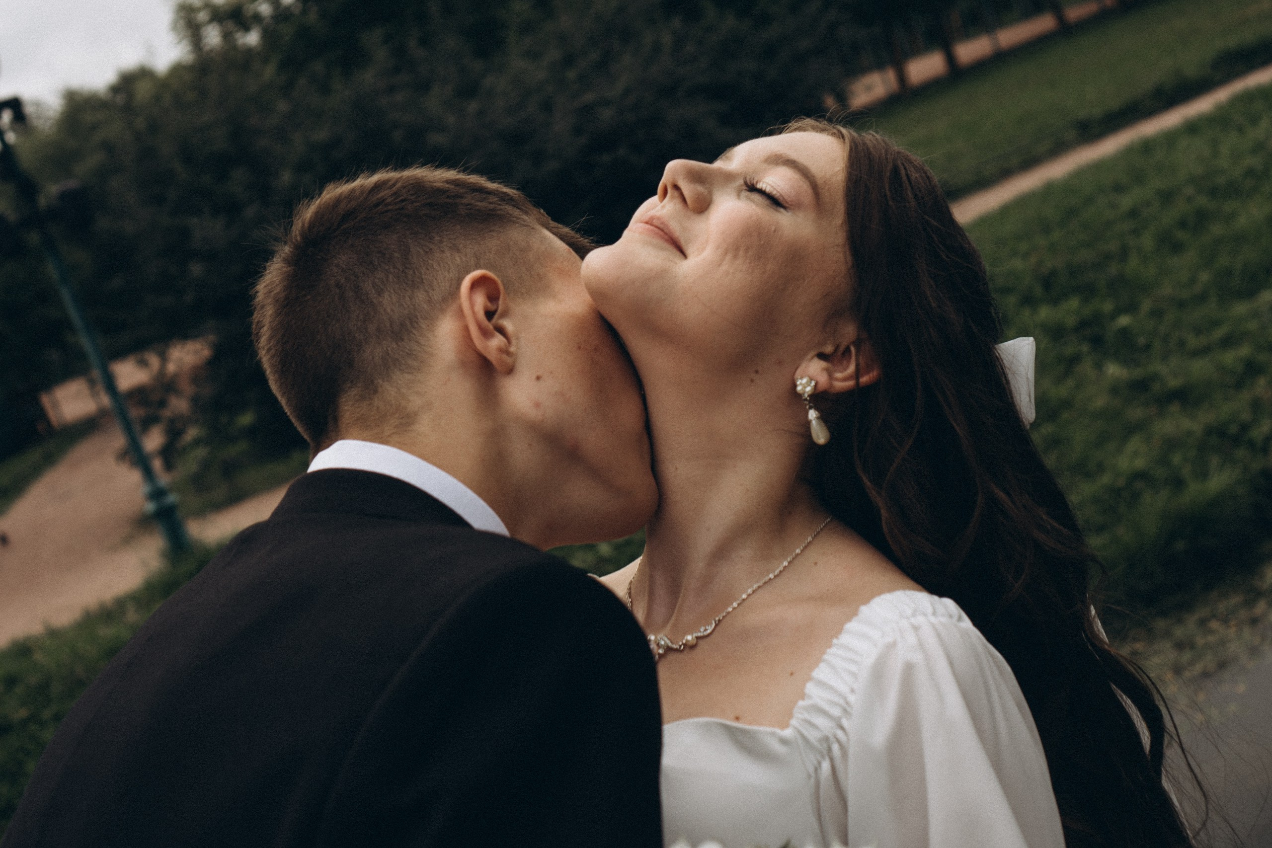 СВАДЕБНАЯ СЬЕМКА В ТАВРИЧЕСКОМ САДУ И ПРОГУЛКА ПО ЧЕРНЫШЕВСКОЙ. Профессиональный фотограф, Санкт-Петербург — Виктория Богомолова