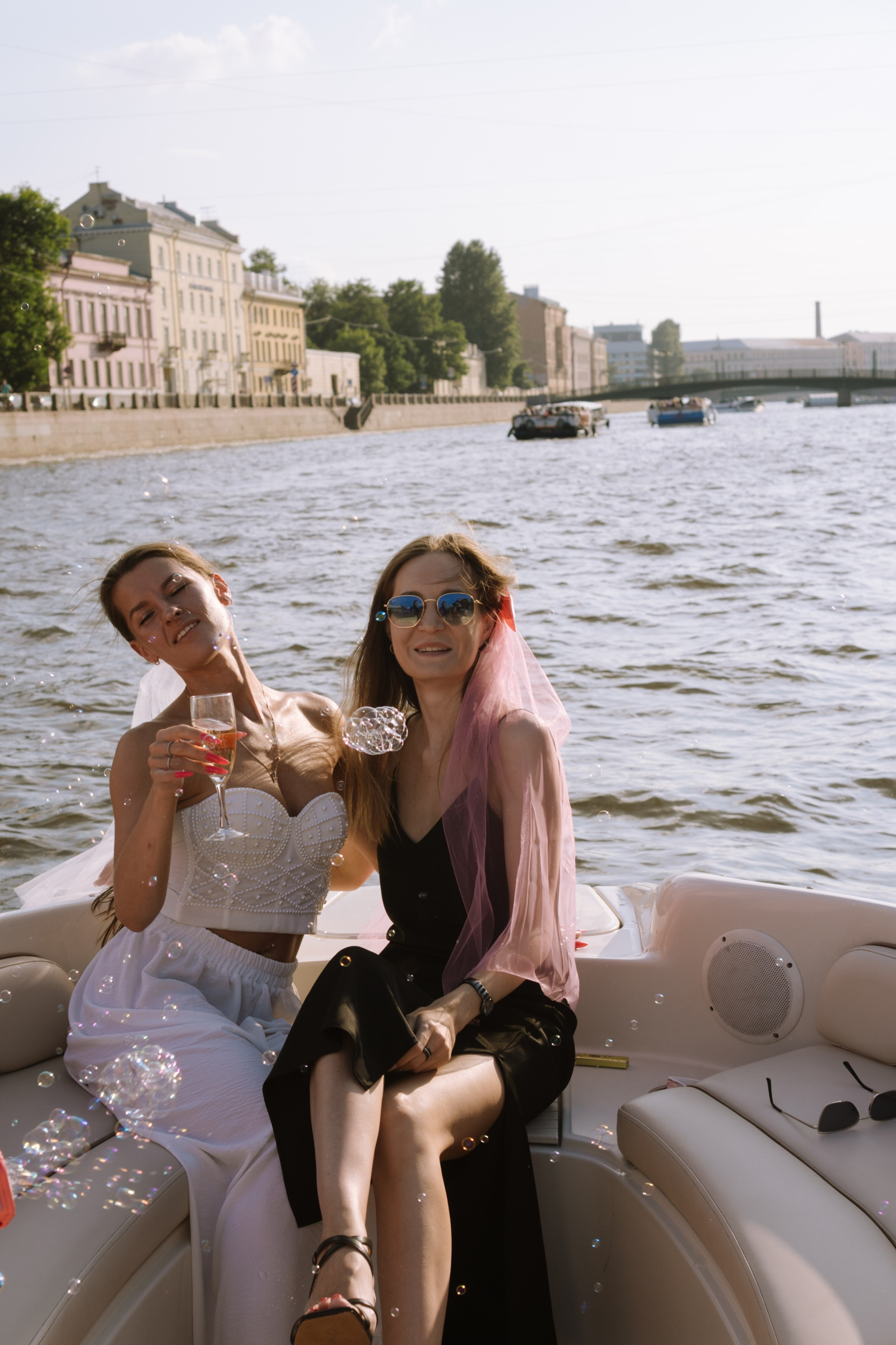 ДЕВИЧНИК НА КАТЕРЕ. Профессиональный фотограф, Санкт-Петербург — Виктория Богомолова