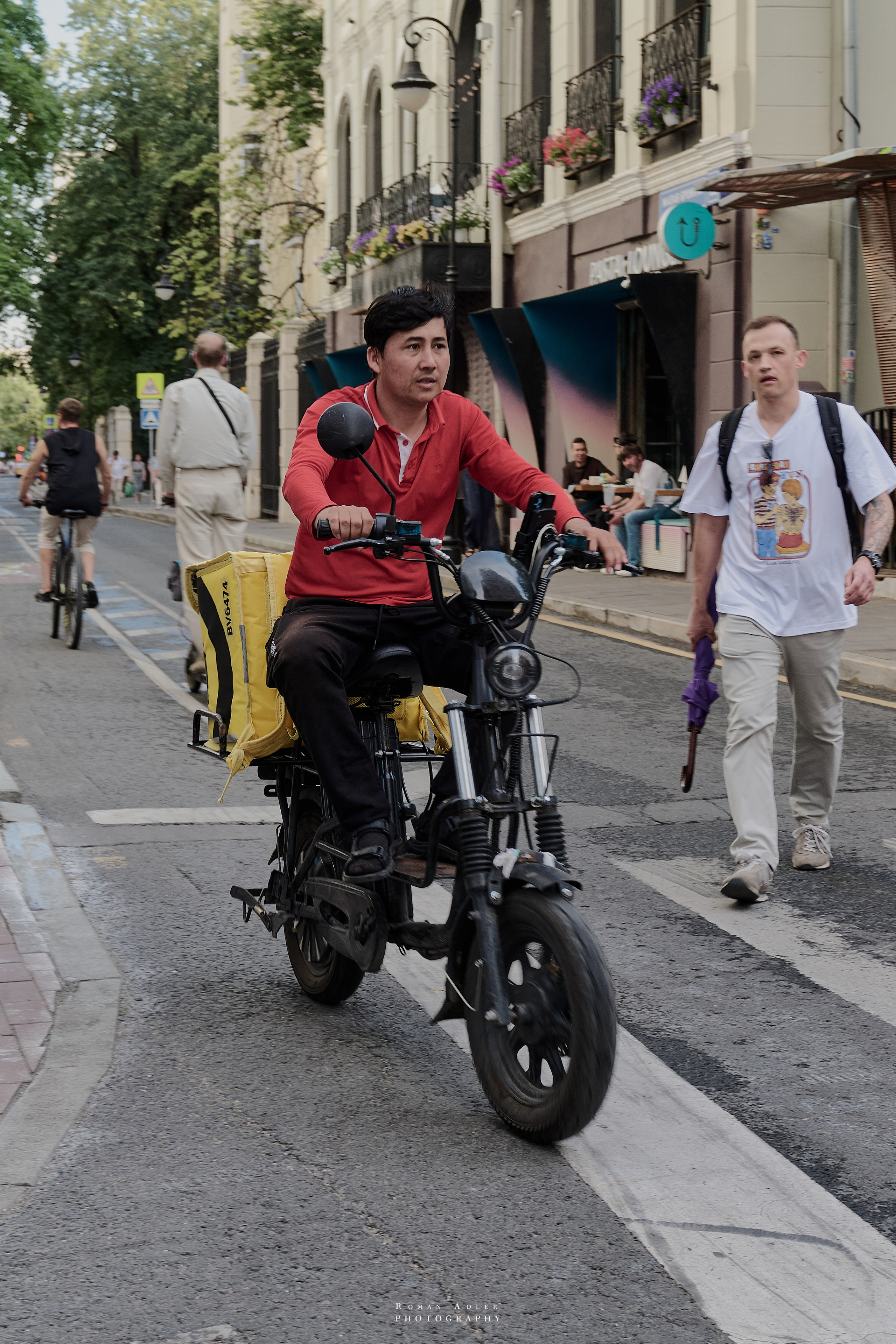 Фотопрогулки по Москве. Фотограф Роман Адлер. Уличные фото Москвы