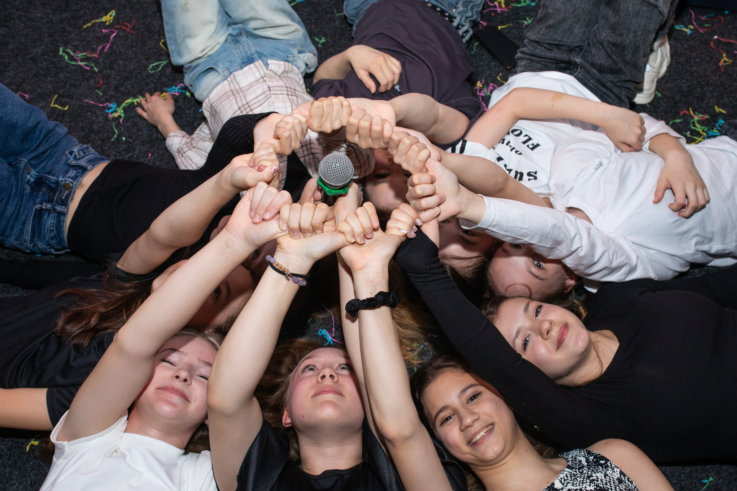 Кире 14! Караоке. Движуха. Тренды. Фотограф в Новосибирске Ася Зверева