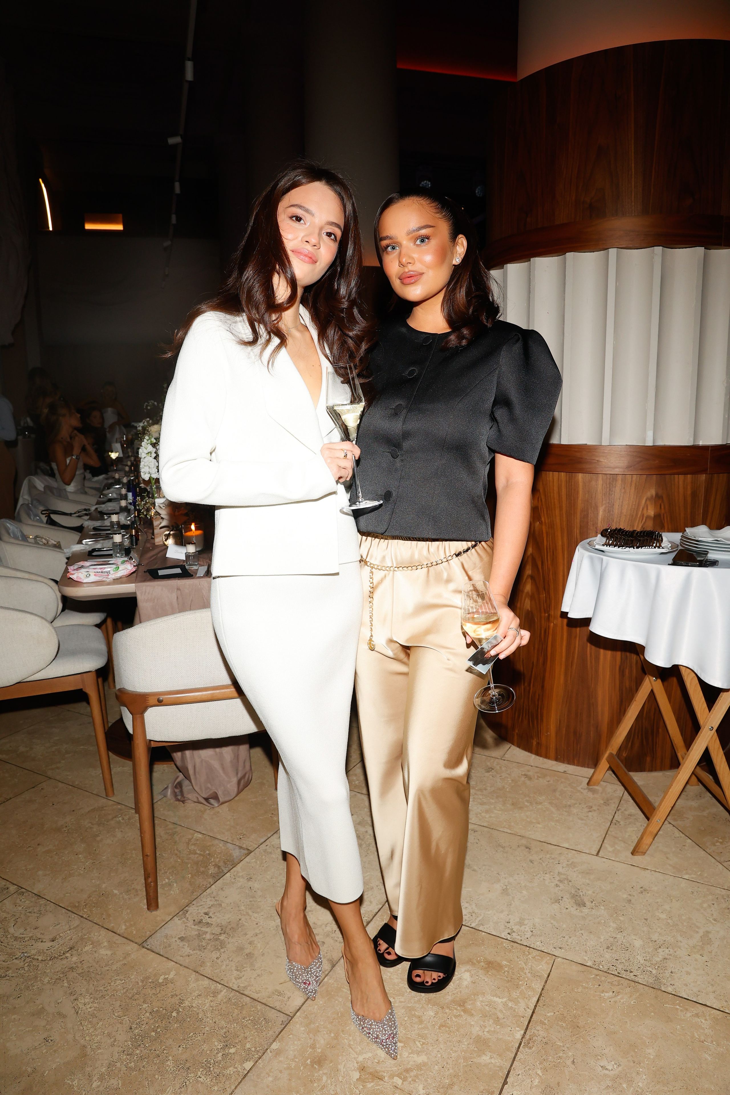 КАТЯ МОТОВИЛОВА. Nikolskayasecular