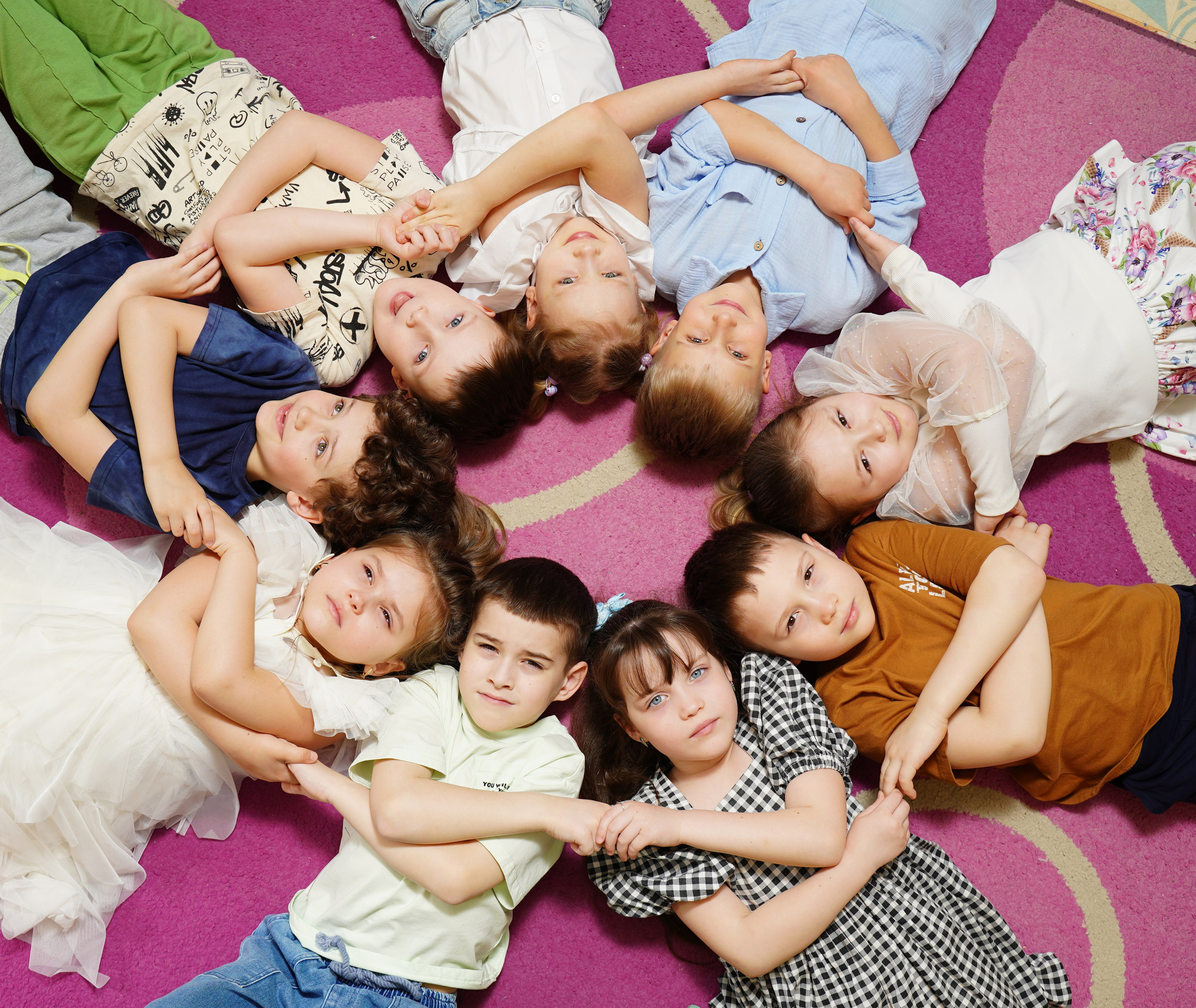 Мелкие группы. MEMENTO.Выпускные альбомы, школьные, юбилейные и другие книги. Ростов-на-Дону