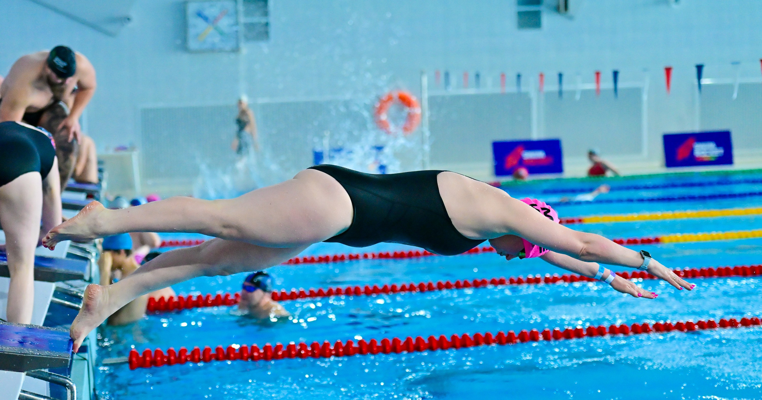 Swim rocket Бассейн ЗИЛ Москва 15.04.2026. Фотограф Михаил Гуменный