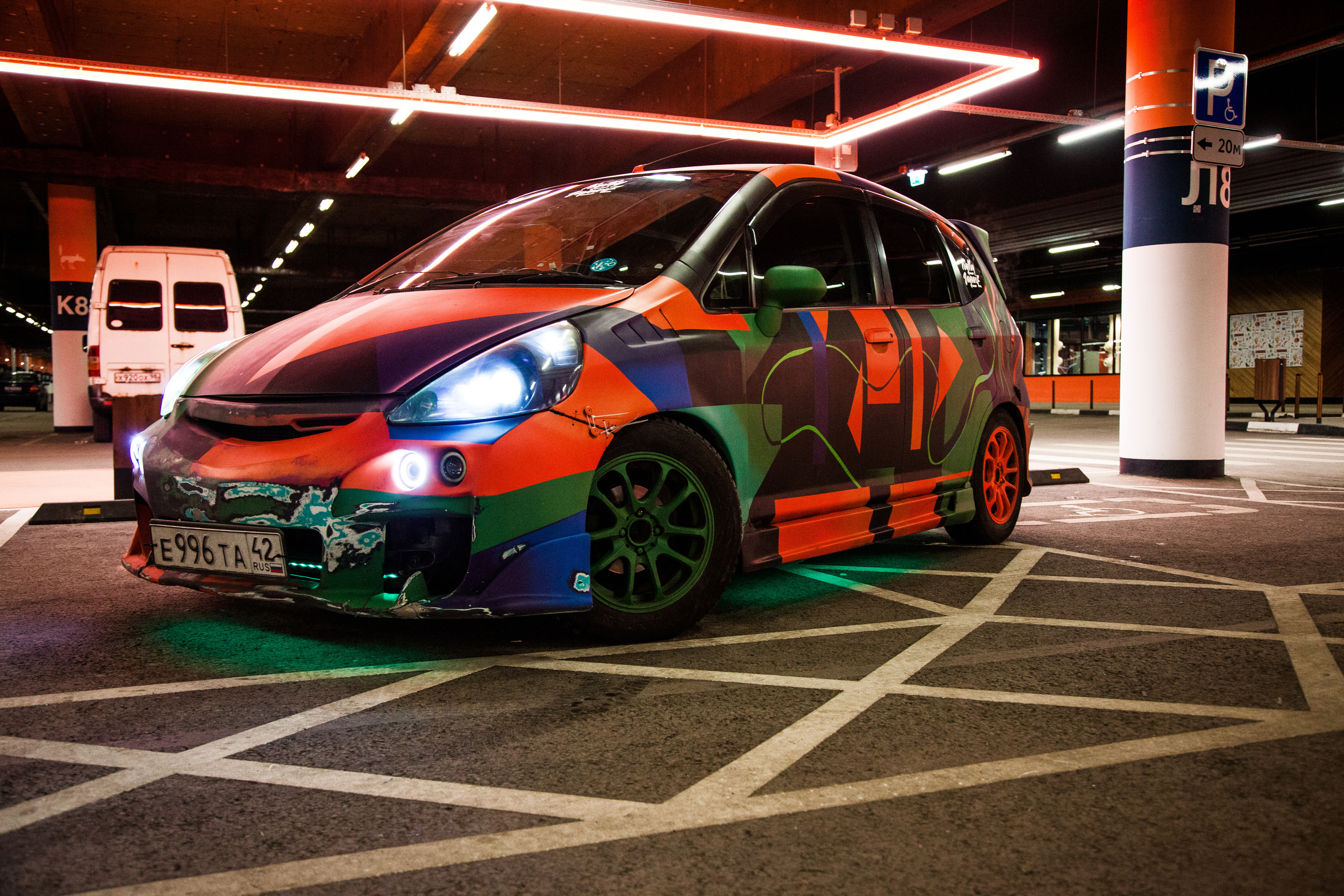 Мега. Фотограф Ереван Андрей Кукушкин