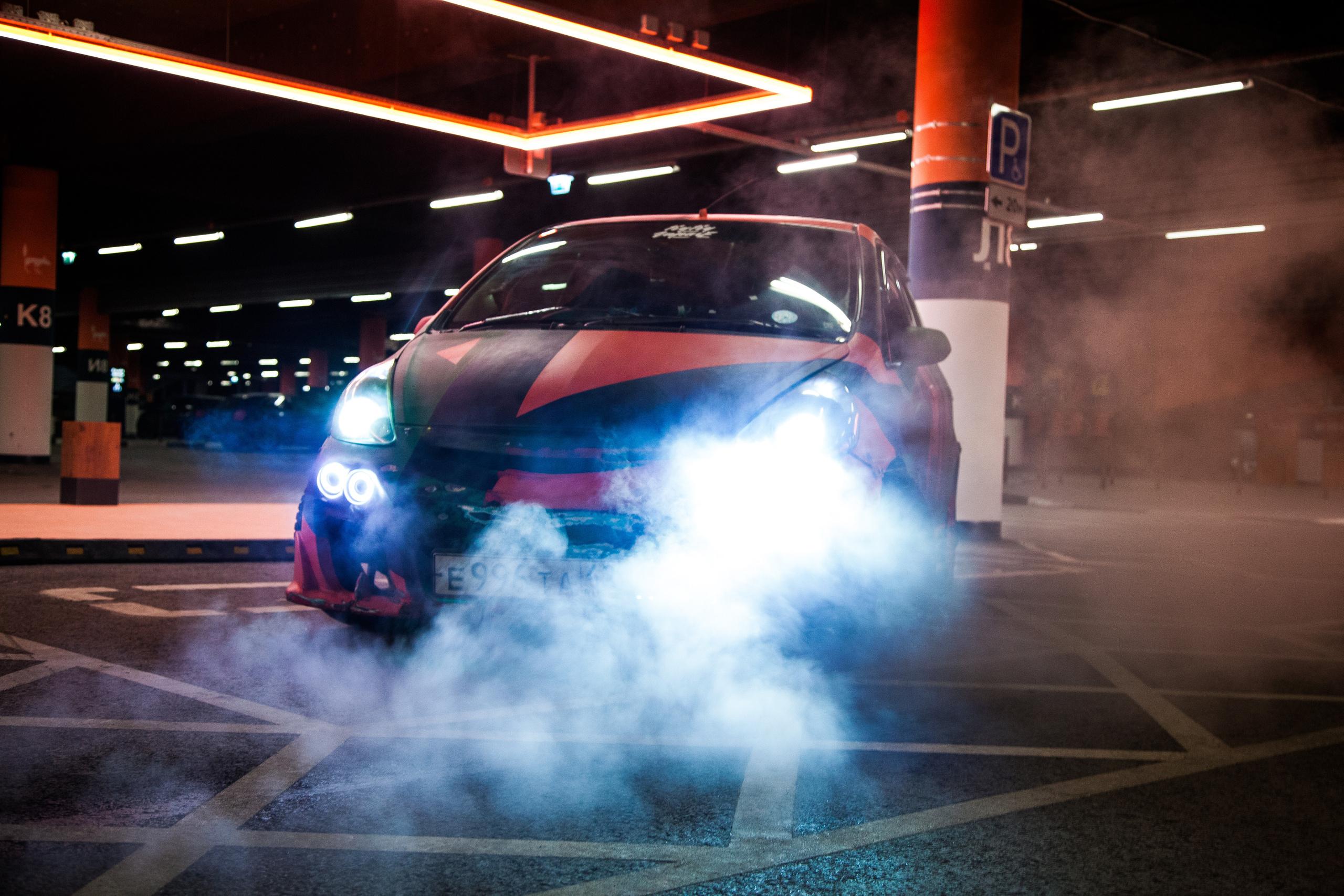 Мега. Фотограф Ереван Андрей Кукушкин