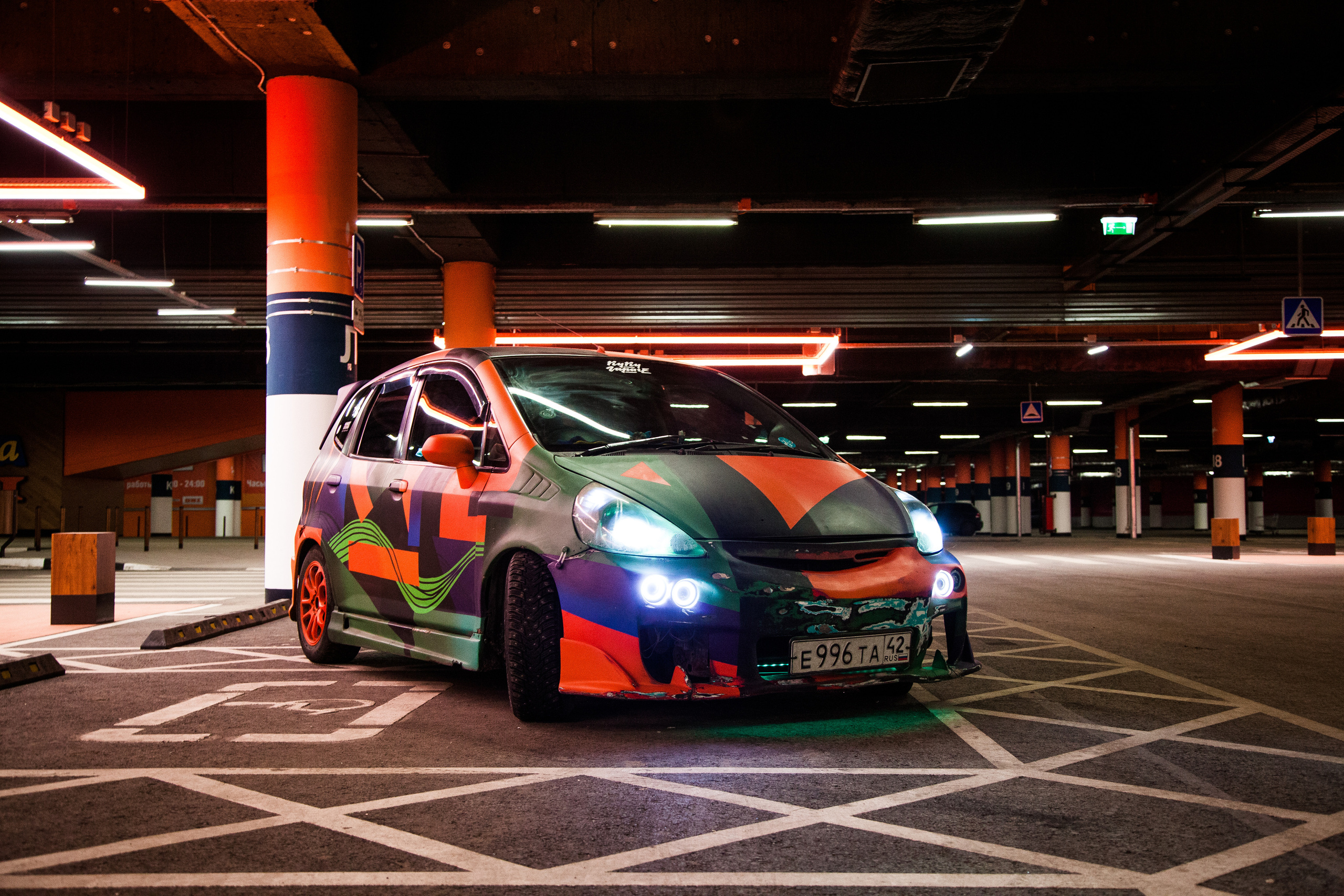 Мега. Фотограф Ереван Андрей Кукушкин