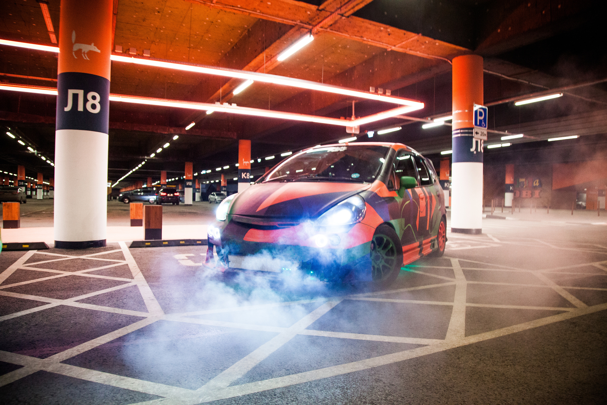 Мега. Фотограф Ереван Андрей Кукушкин