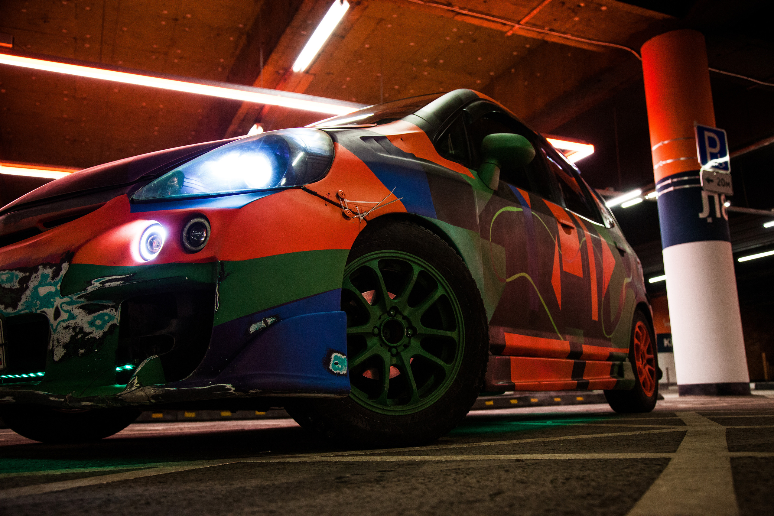 Мега. Фотограф Ереван Андрей Кукушкин