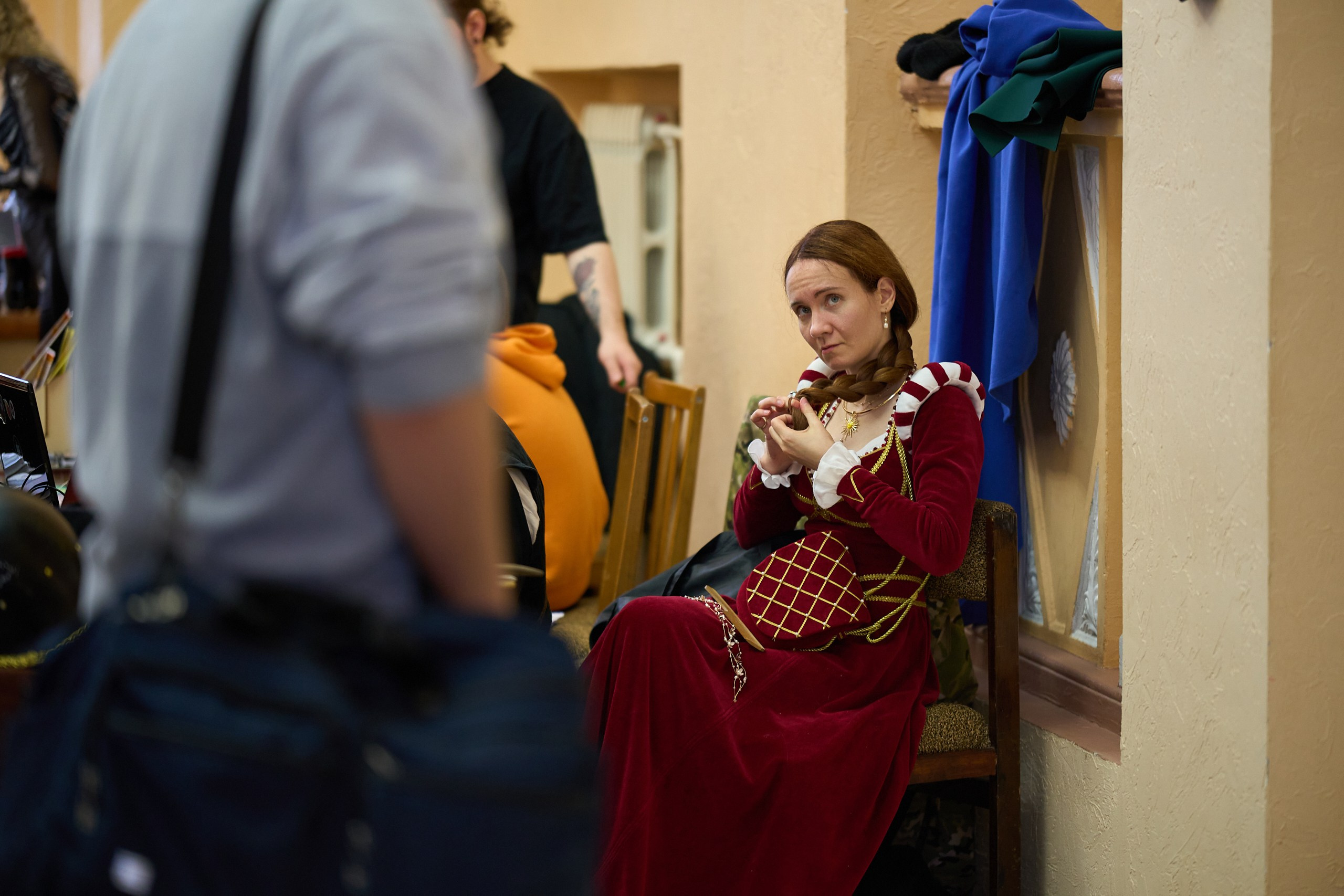 Мантикон V (2025). Фотографирует красивое Денис Горностаев