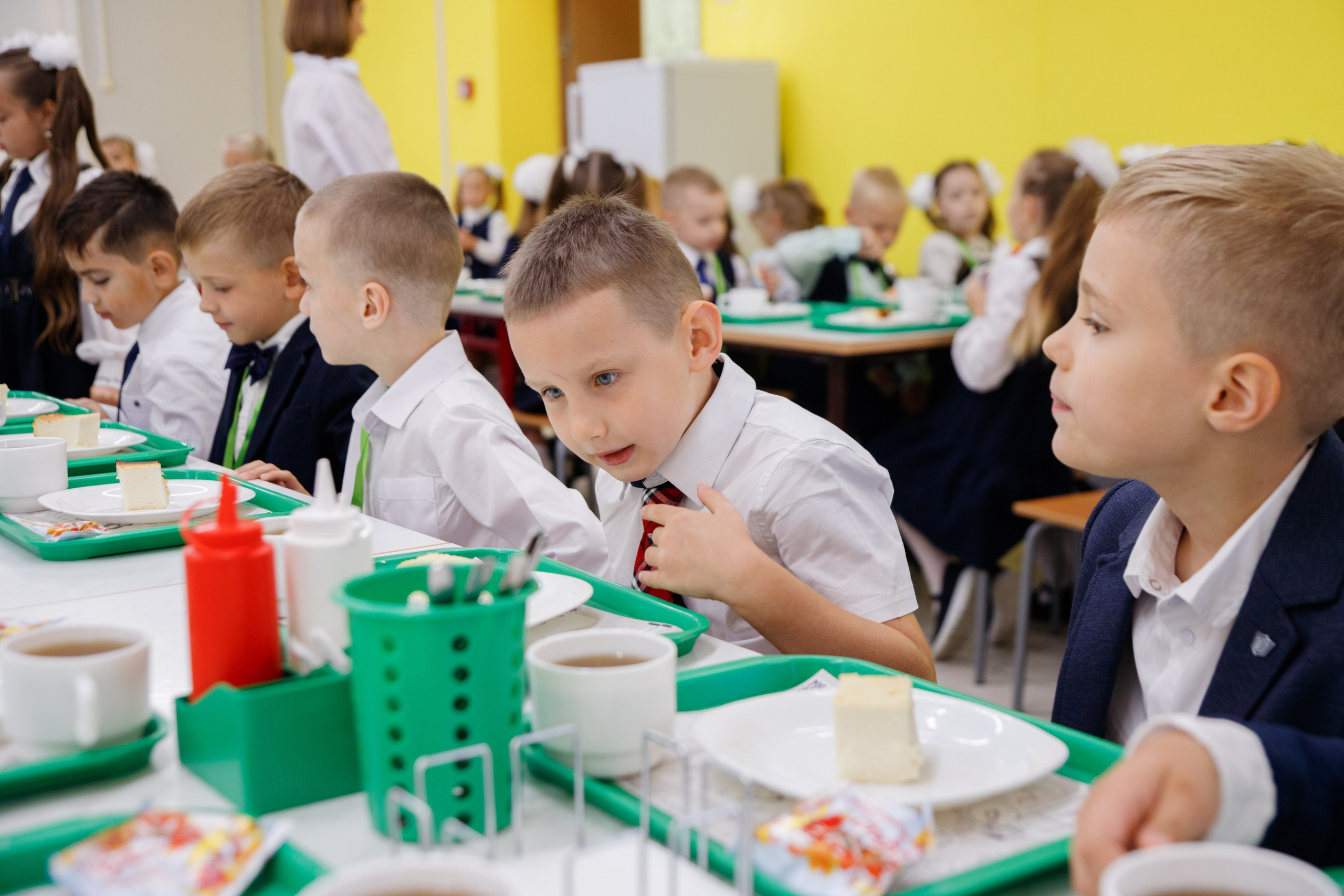 Репортажная съемка первого сентября для первоклассников. Семейный и школьный фотограф в Москве Анна Ткач